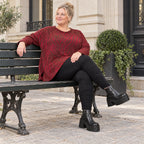 Flauschiges Feinstrickshirt in Rot/Braun mit Rundhalsausschnitt und fließender A-Linie