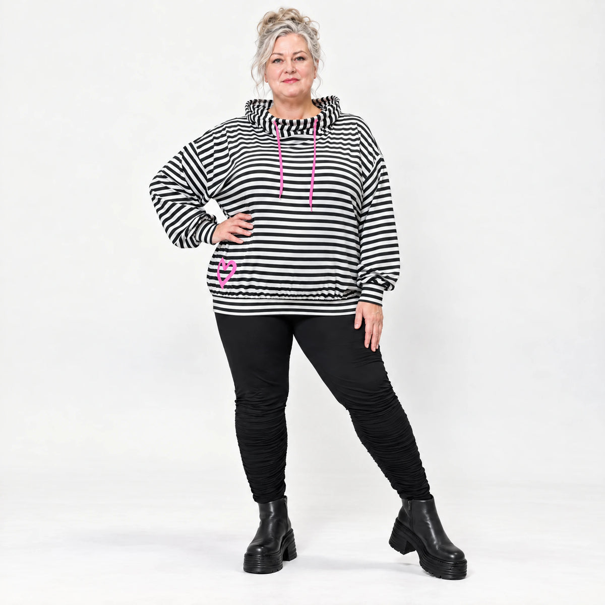 Gestreifter Hoodie in Schwarz/Weiß/Pink aus Stretchjersey mit Kapuze und gerafften Ärmeln