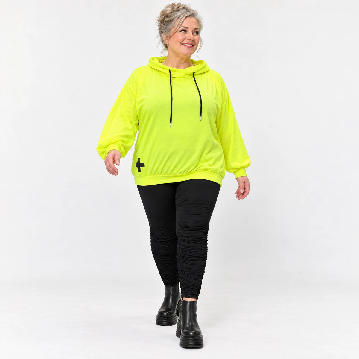 Hoody in Neongelb aus weichem Stretchjersey aus Italien mit Kapuze und gerader Passform