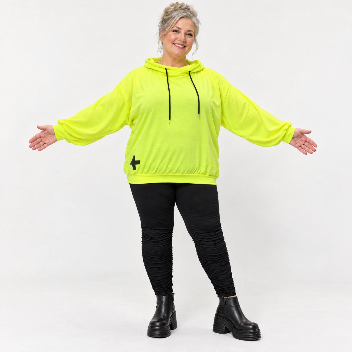Hoody in Neongelb aus weichem Stretchjersey aus Italien mit Kapuze und gerader Passform