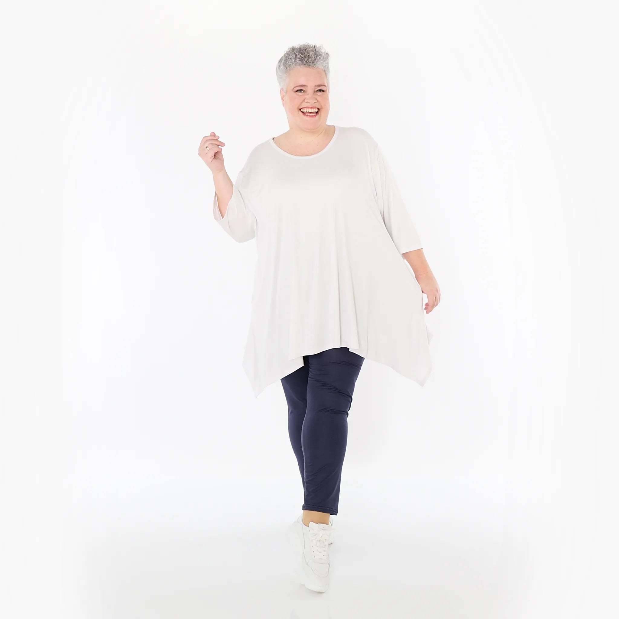  A-Form Bigshirt von AKH Fashion aus Viskose, 1233.01019, Weiß, Ausgefallen, Zeitlos, Schick