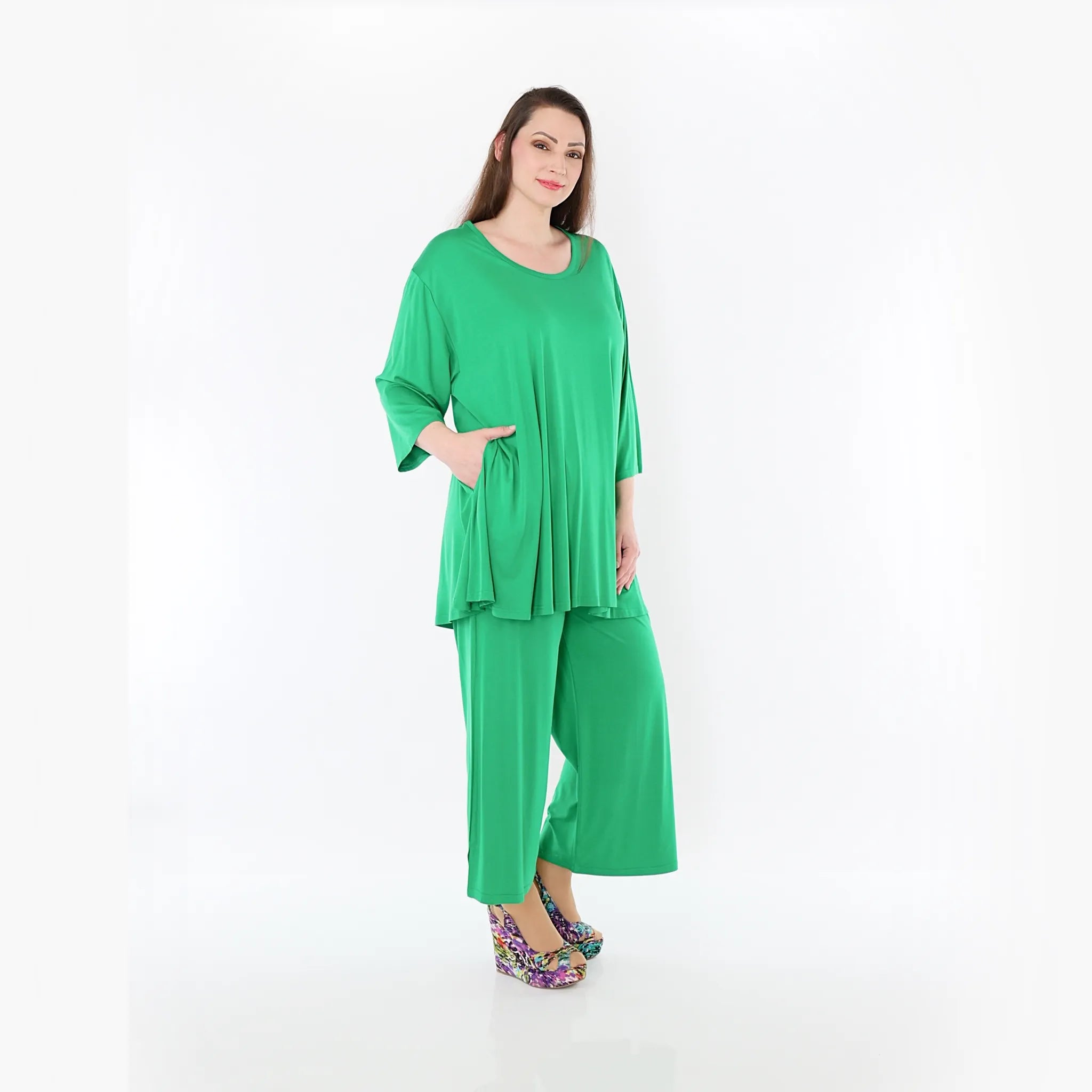  AKH Fashion Bigshirt in Glocken-Form, aus Viskose, 1233.01892, Grün, Ausgefallen, Zeitlos