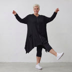 Elegante Jerseyjacke in Schwarz mit Stehkragen sowie Reißverschluss für alle Jahreszeiten