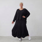 Femininer Ballonrock aus Stretch Jersey in Schwarz mit dehnbarem Bund und viel Volumen