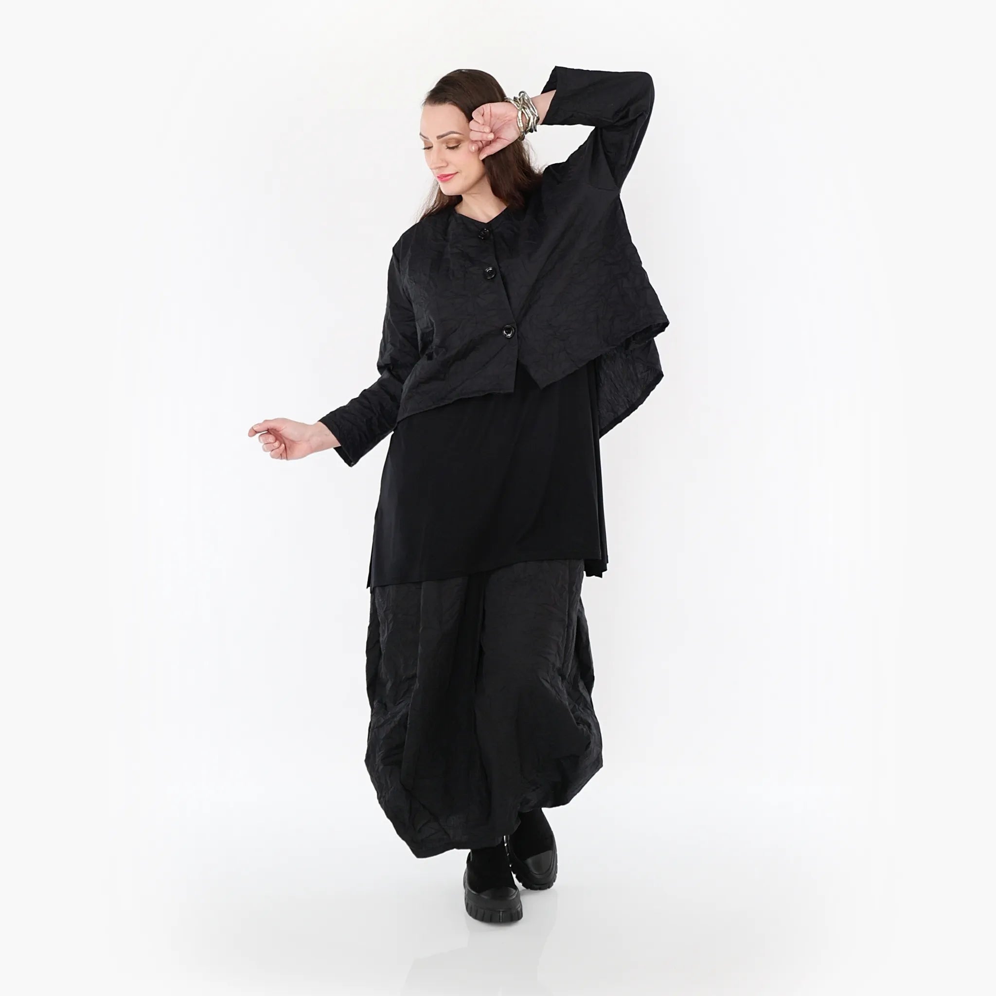  AKH Fashion Jacke in gerundeter Form, aus Materialmix, 1372.00130, Schwarz, Schick, Schick