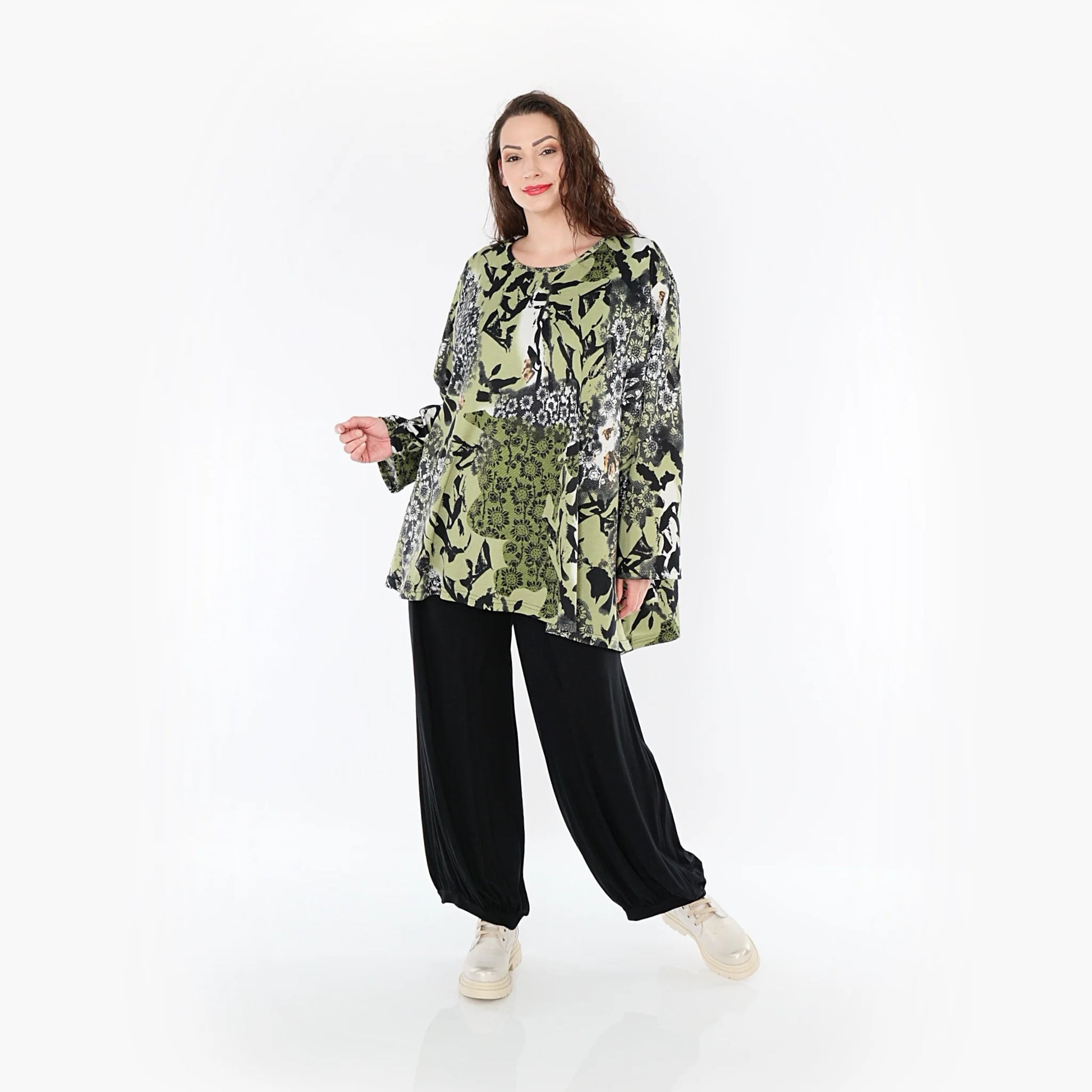  A-Form Bigshirt von AKH Fashion aus Viskose, 1395.00593, Olive-Schwarz-Weiß, Blumen, Schick