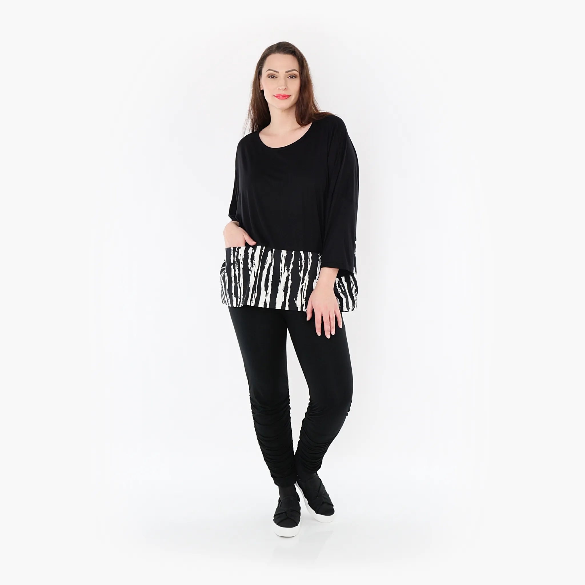  AKH Fashion Bigshirt in kastiger Form, aus Baumwolle, 1418.06888, Schwarz/Weiß, Schick