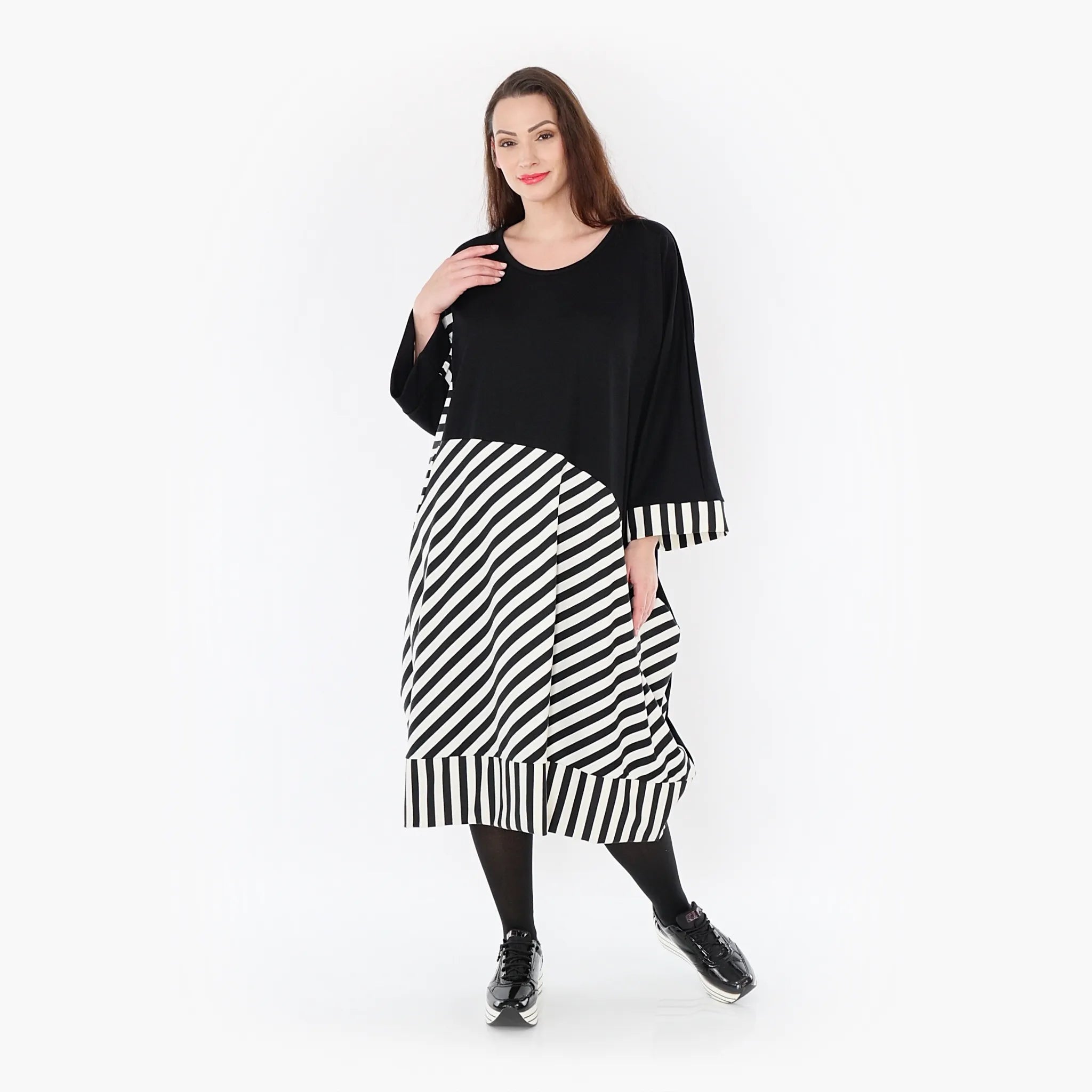 Ballonkleid von AKH Fashion aus Viskose, 1419.06903, Ecru/Schwarz, Schick, Modern, Bequem
