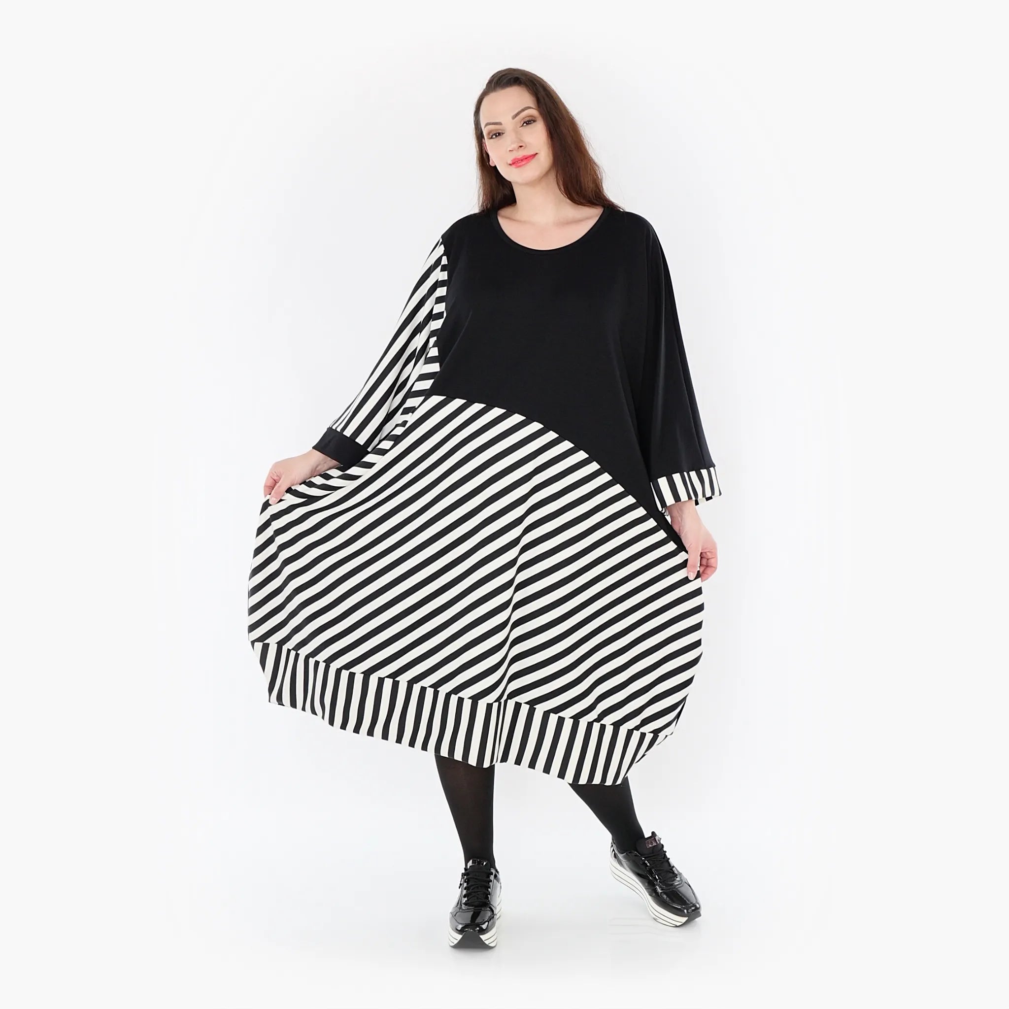  Ballonkleid von AKH Fashion aus Viskose, 1419.06903, Ecru/Schwarz, Schick, Modern, Bequem
