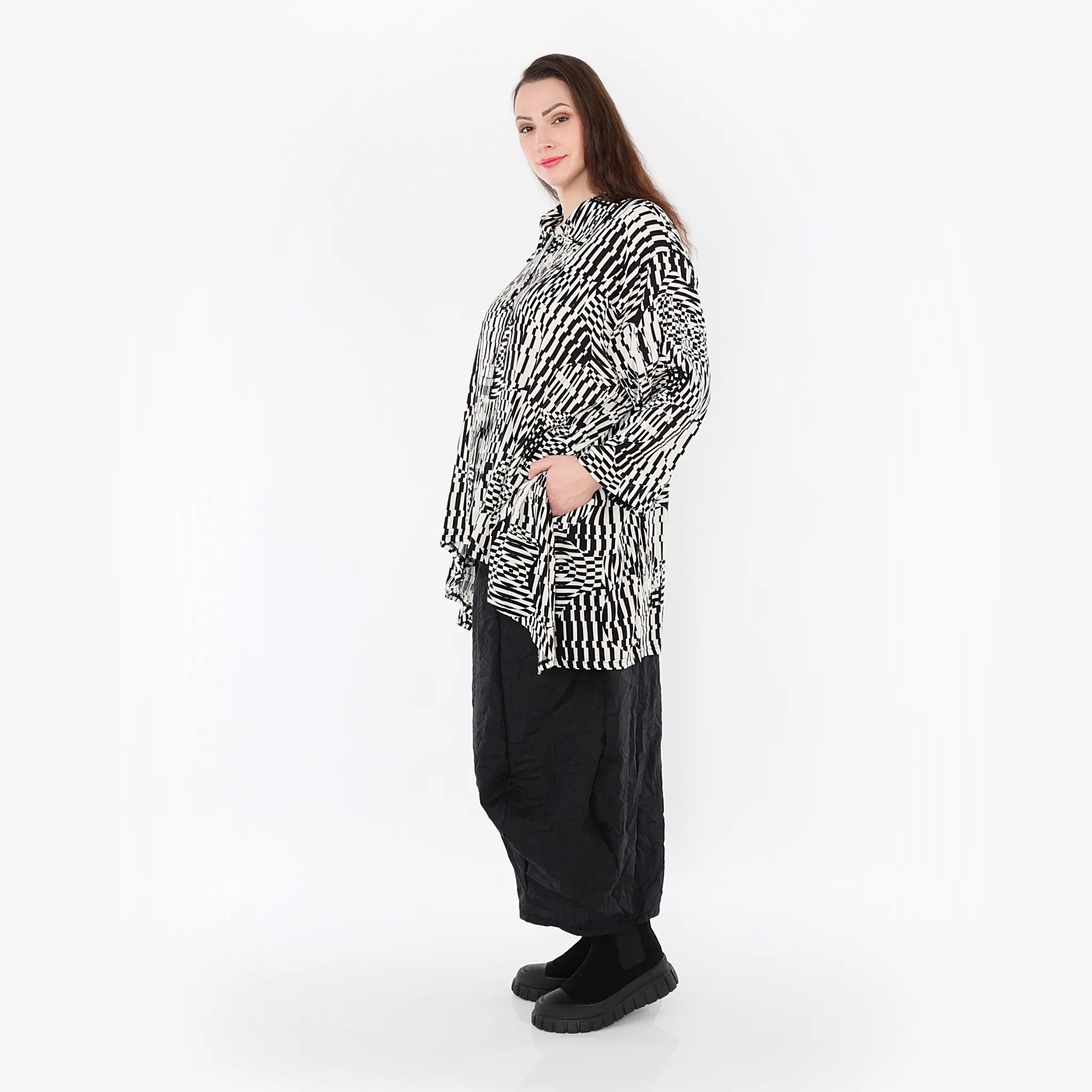  A-Form Jacke von AKH Fashion aus Rayon, 1445.07038, Ecru/Schwarz, Grafik, Schick, Modern