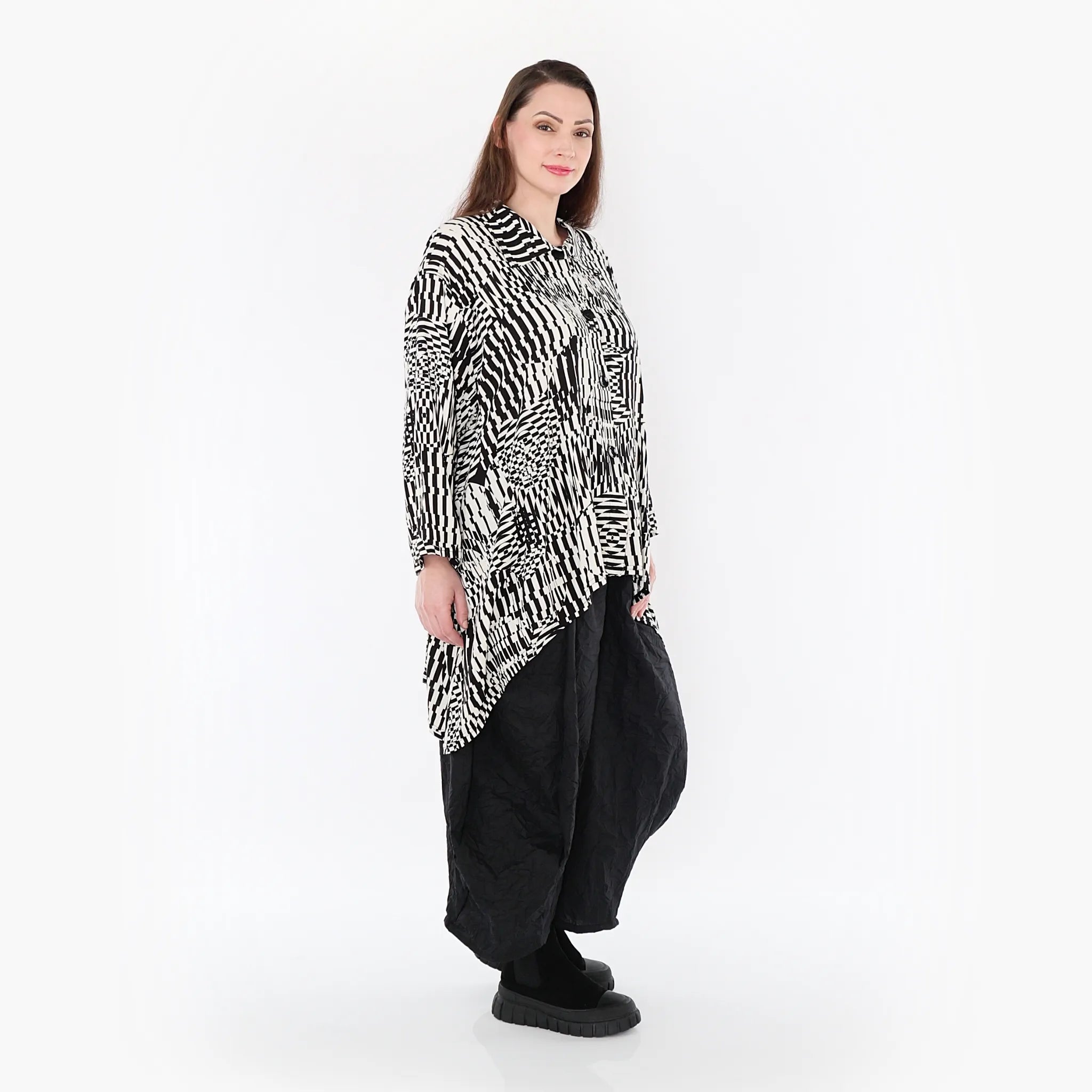  A-Form Jacke von AKH Fashion aus Rayon, 1445.07038, Ecru/Schwarz, Grafik, Schick, Modern