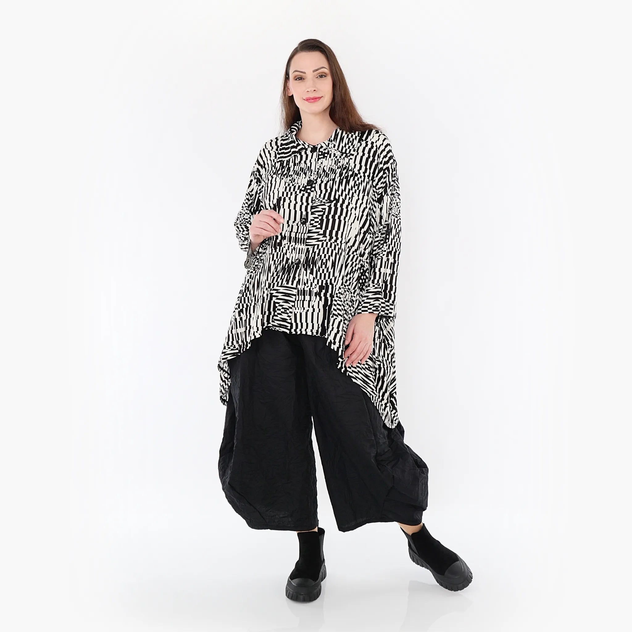  A-Form Jacke von AKH Fashion aus Rayon, 1445.07038, Ecru/Schwarz, Grafik, Schick, Modern