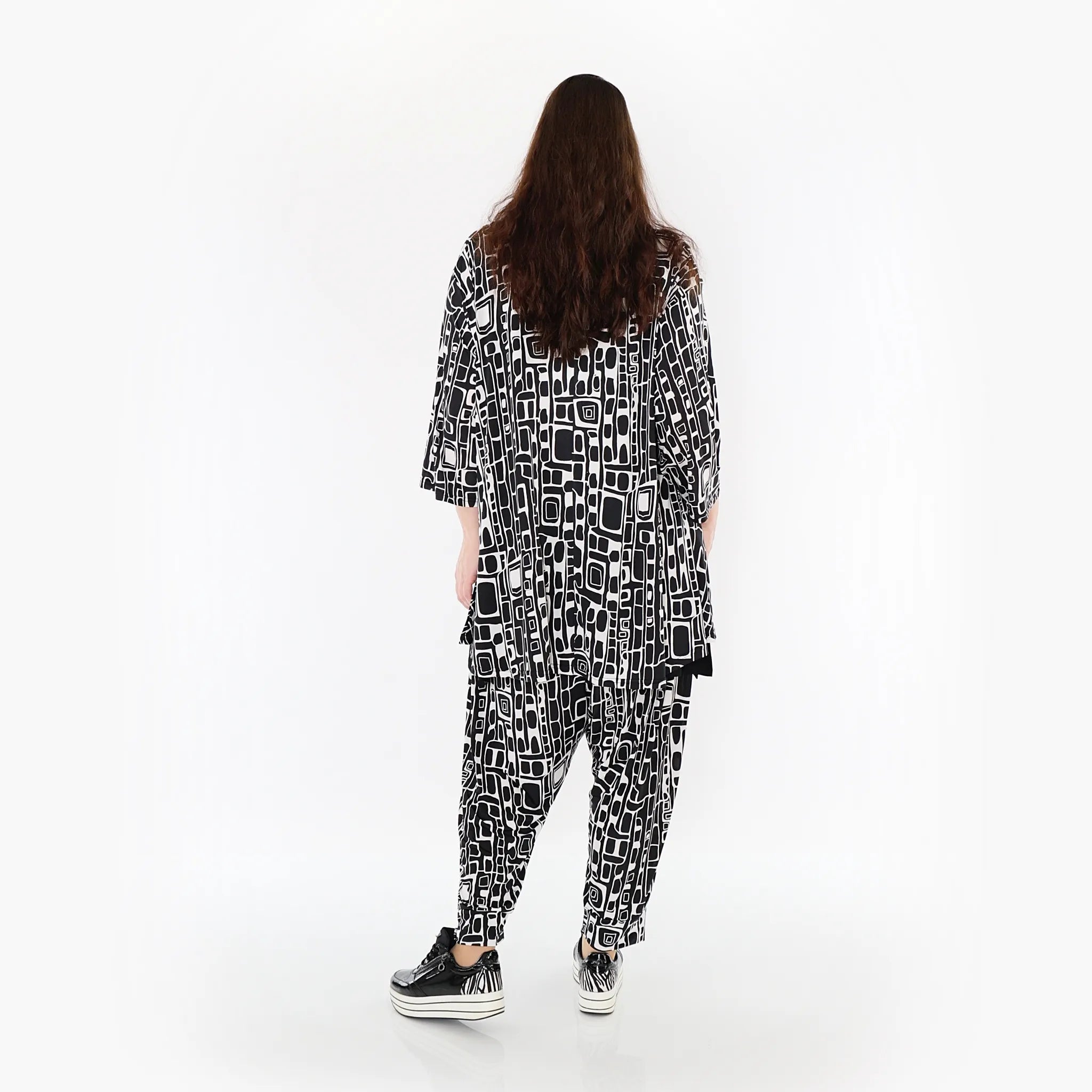  AKH Fashion Bigshirt in Glocken-Form, aus Materialmix, 1452.01892, Schwarz/Weiß, Abstrakt