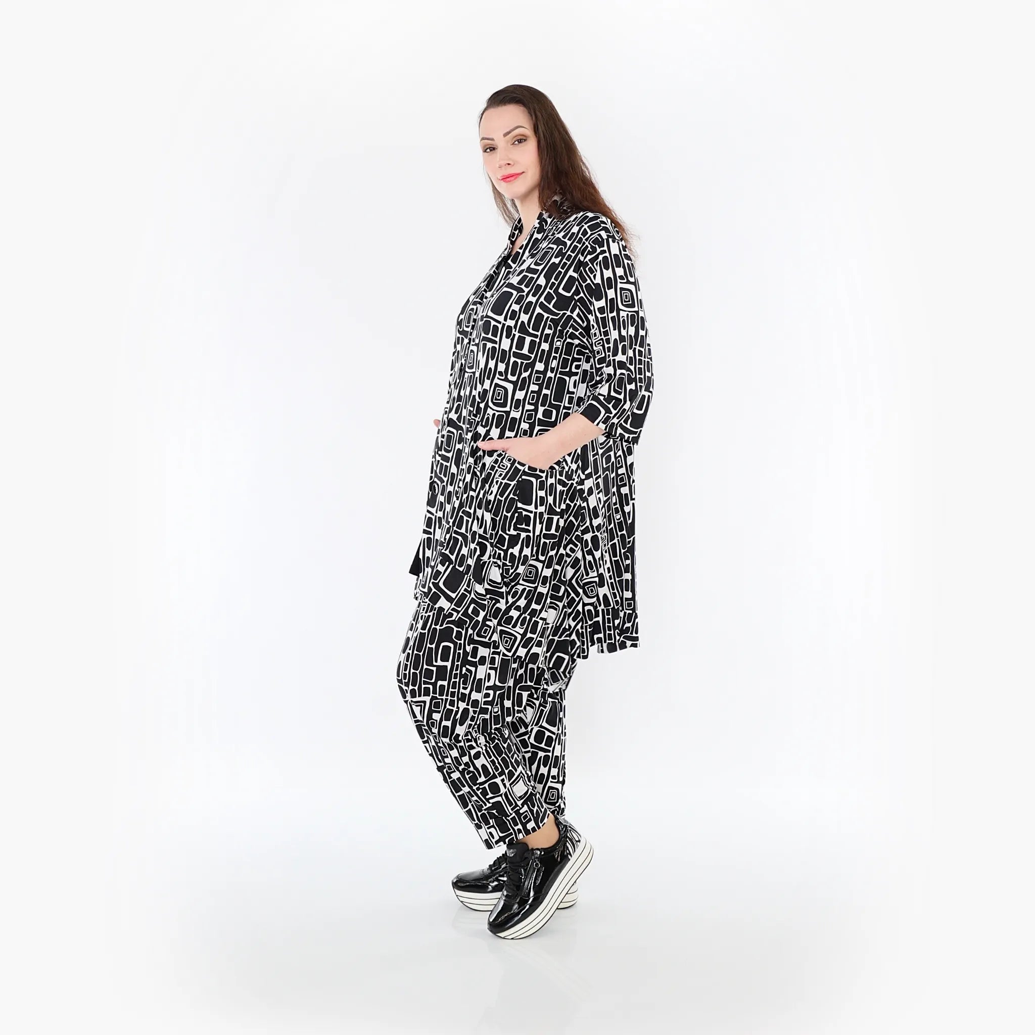  A-Form Jacke von AKH Fashion aus Materialmix, 1452.06970, Schwarz/Weiß, Abstrakt, Schick