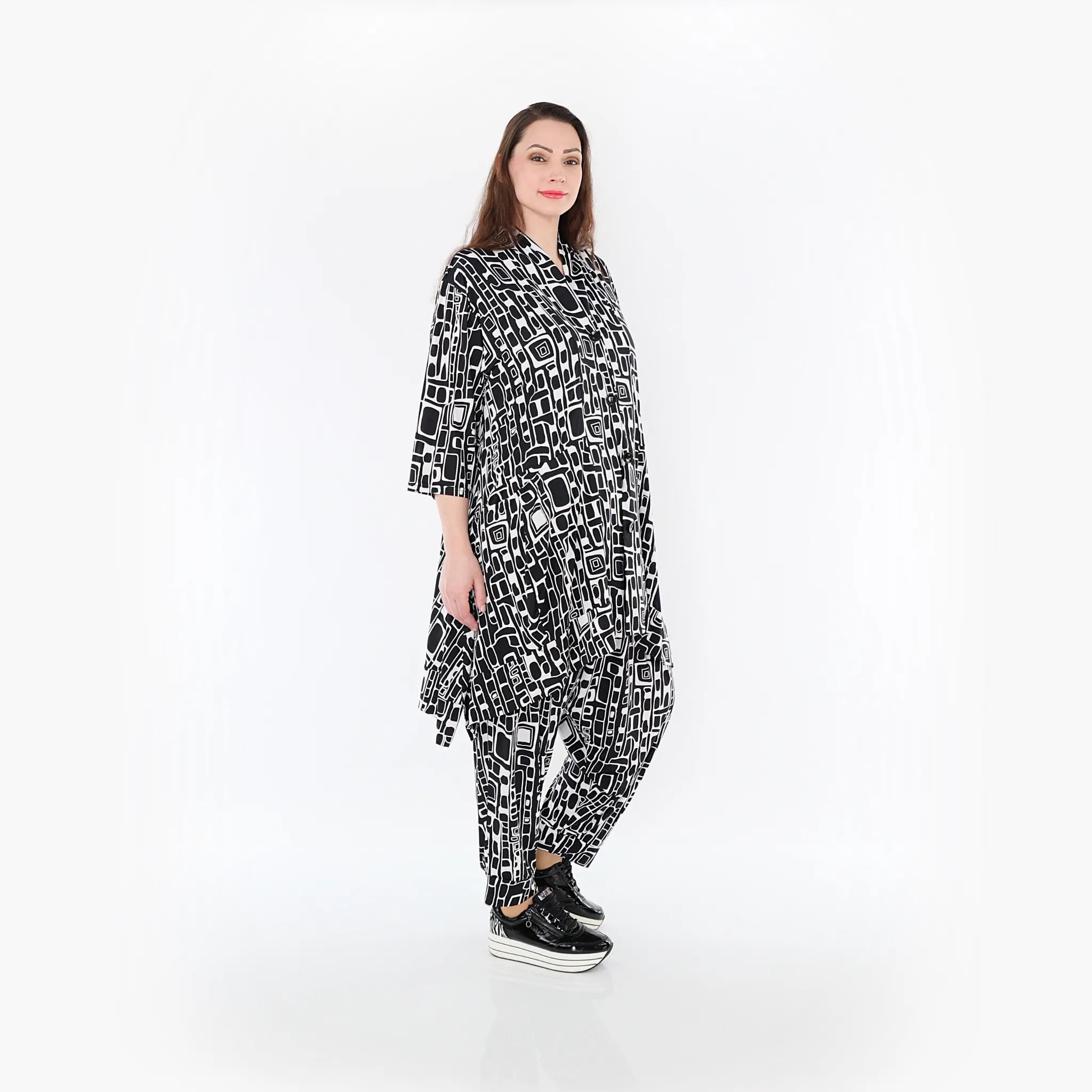  A-Form Jacke von AKH Fashion aus Materialmix, 1452.06970, Schwarz/Weiß, Abstrakt, Schick