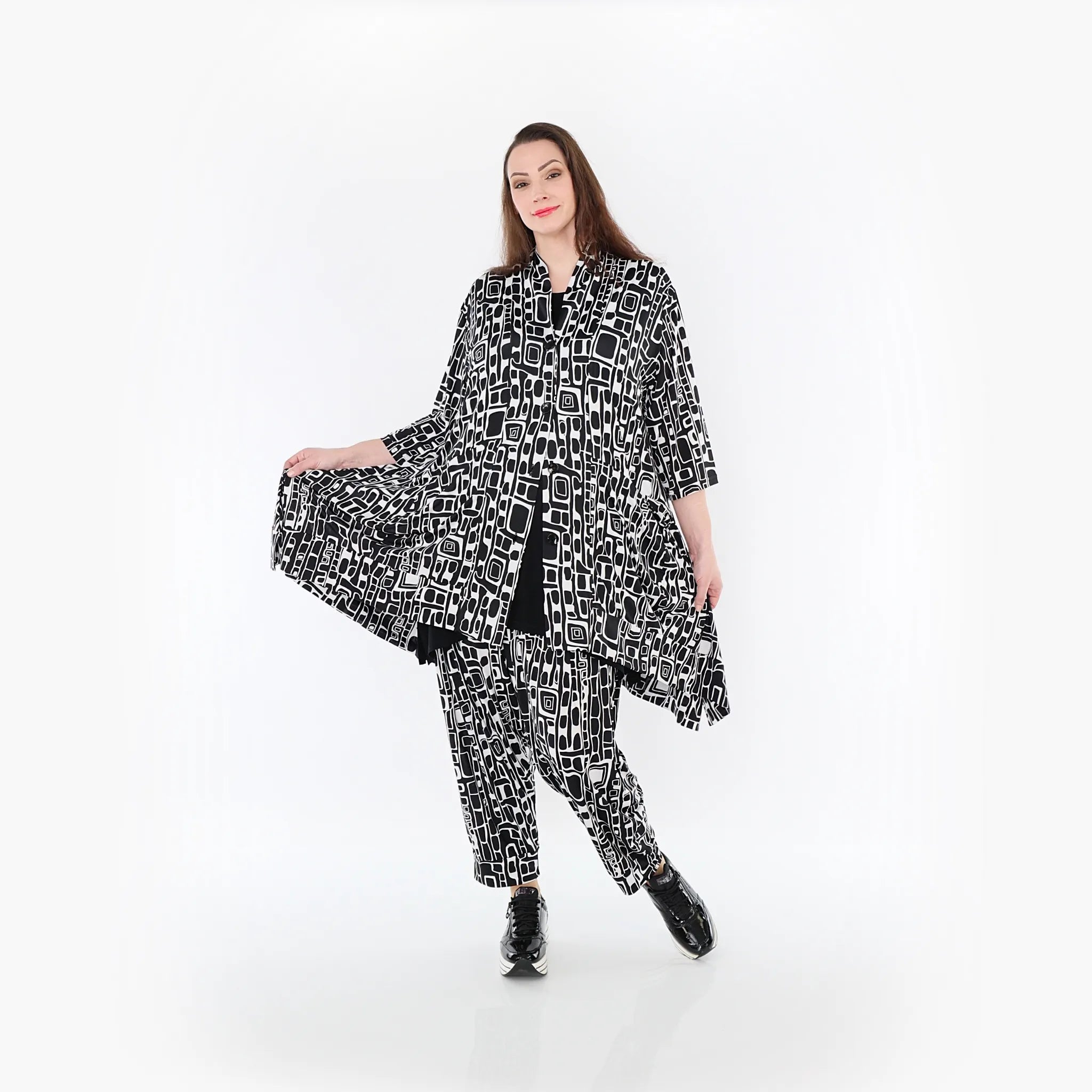  A-Form Jacke von AKH Fashion aus Materialmix, 1452.06970, Schwarz/Weiß, Abstrakt, Schick