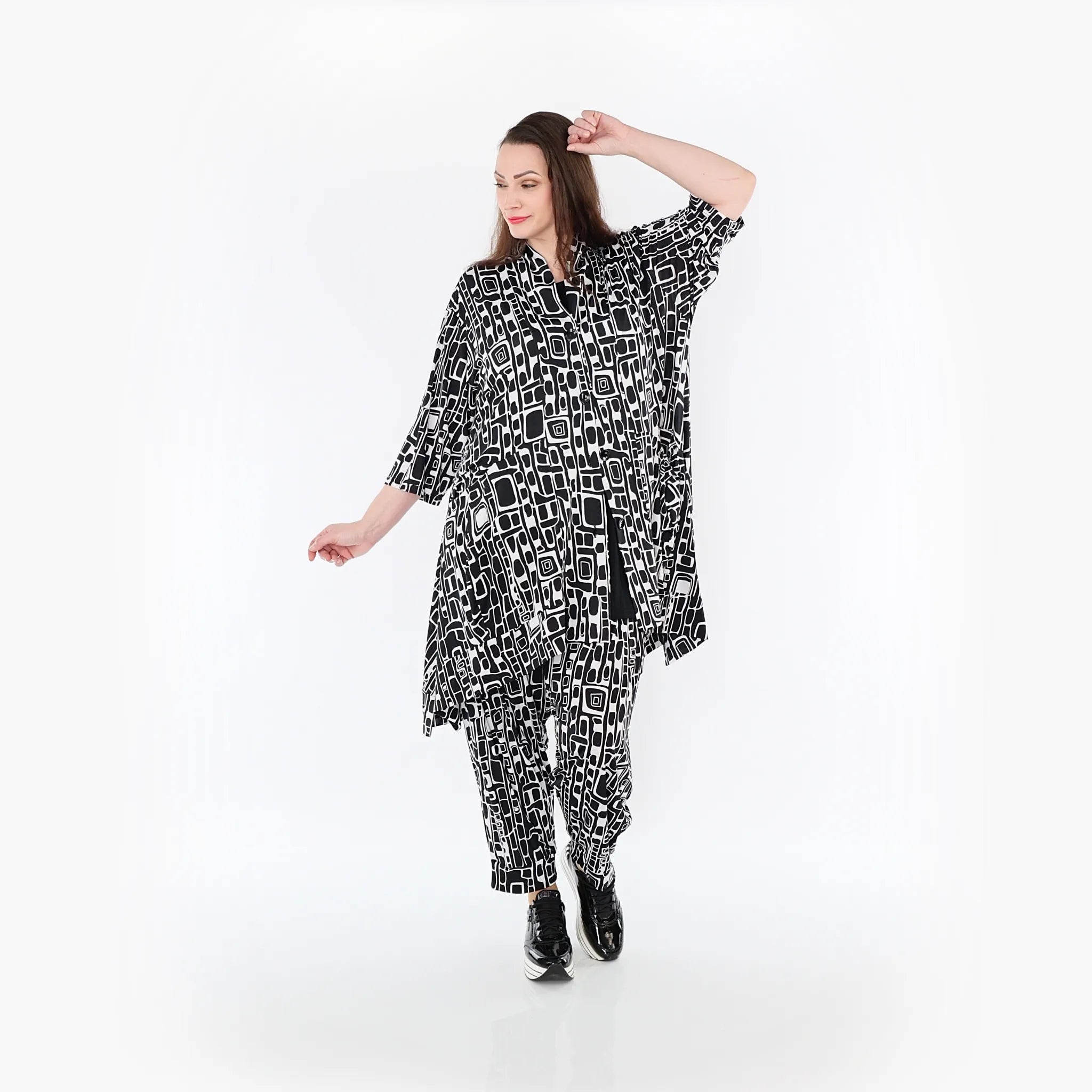  A-Form Jacke von AKH Fashion aus Materialmix, 1452.06970, Schwarz/Weiß, Abstrakt, Schick