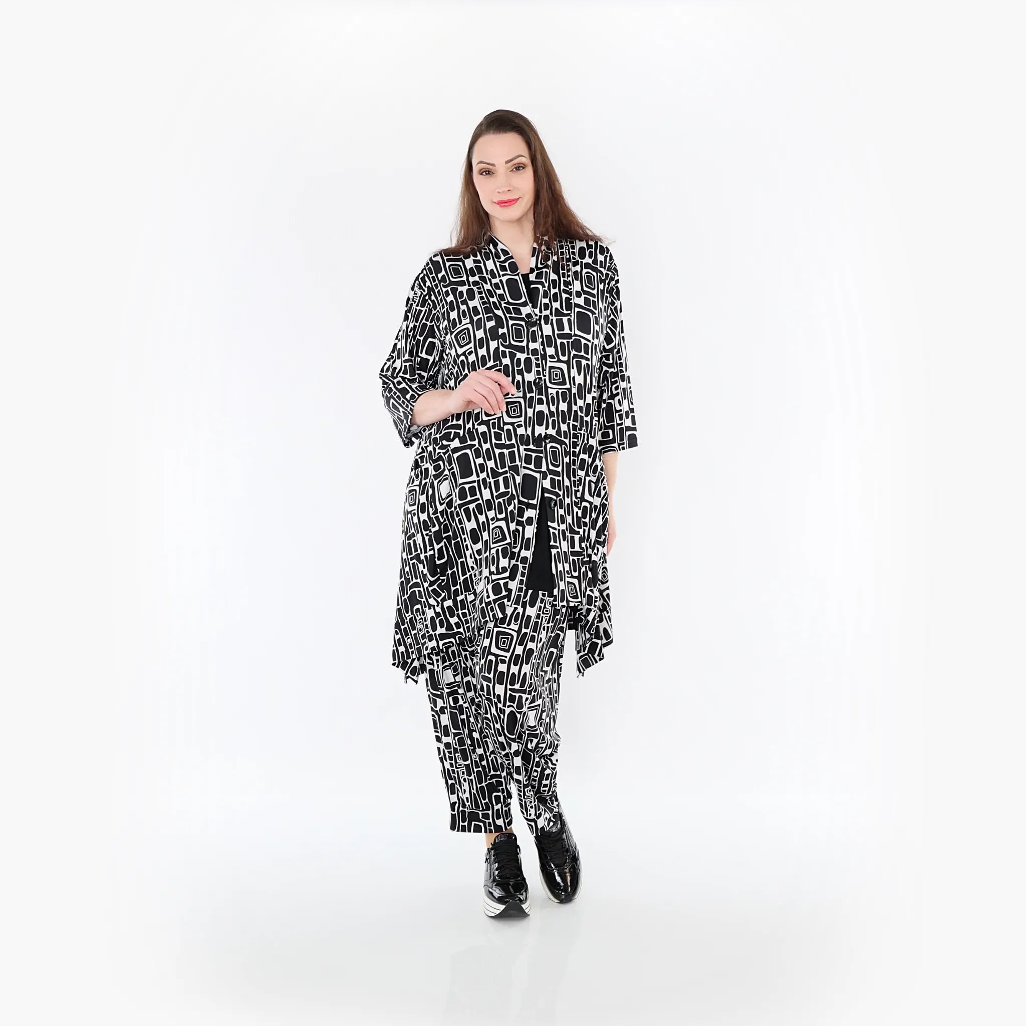  A-Form Jacke von AKH Fashion aus Materialmix, 1452.06970, Schwarz/Weiß, Abstrakt, Schick