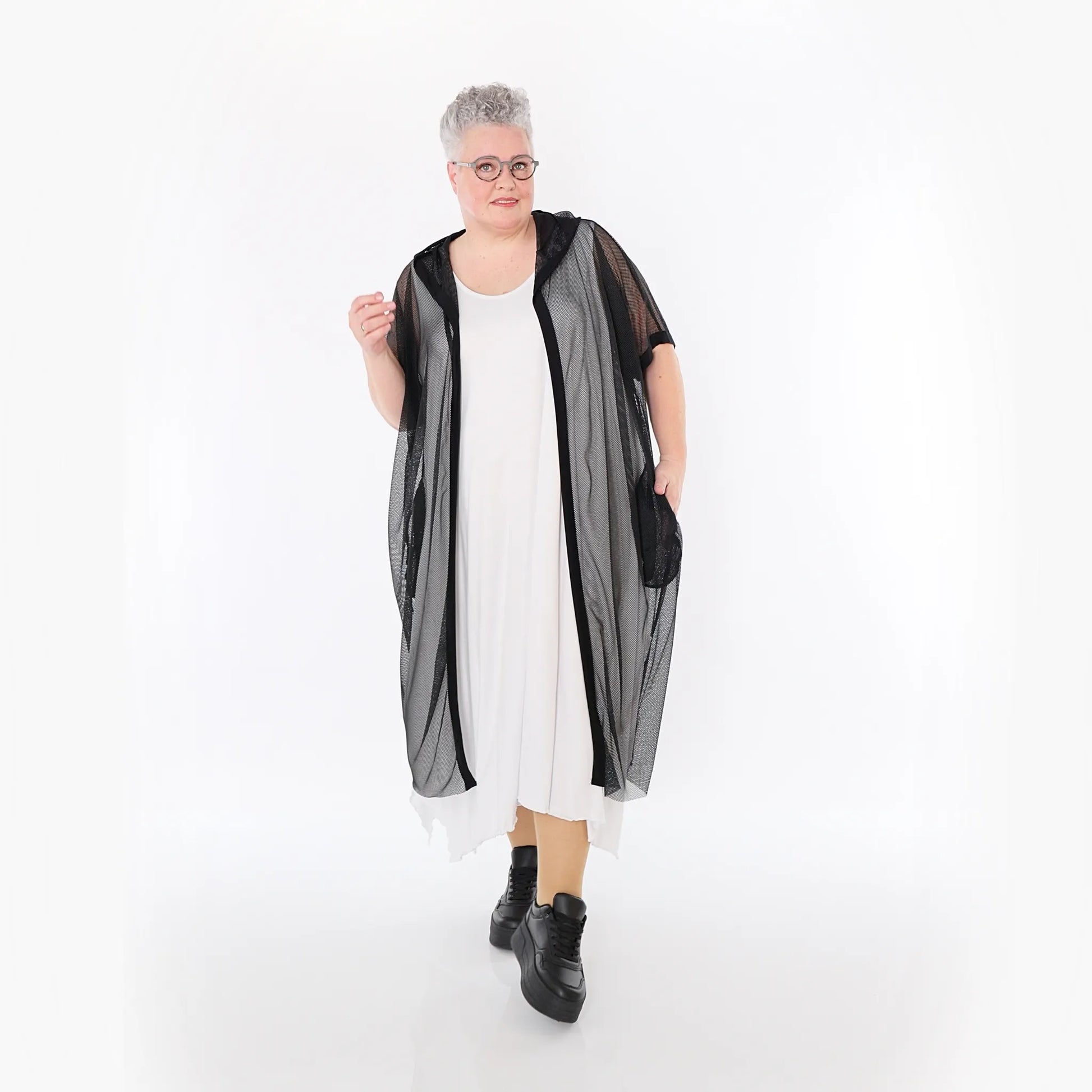  AKH Fashion Weste in gerader Form, aus Viskose, 1474.07068, Schwarz, Ausgefallen, Zeitlos
