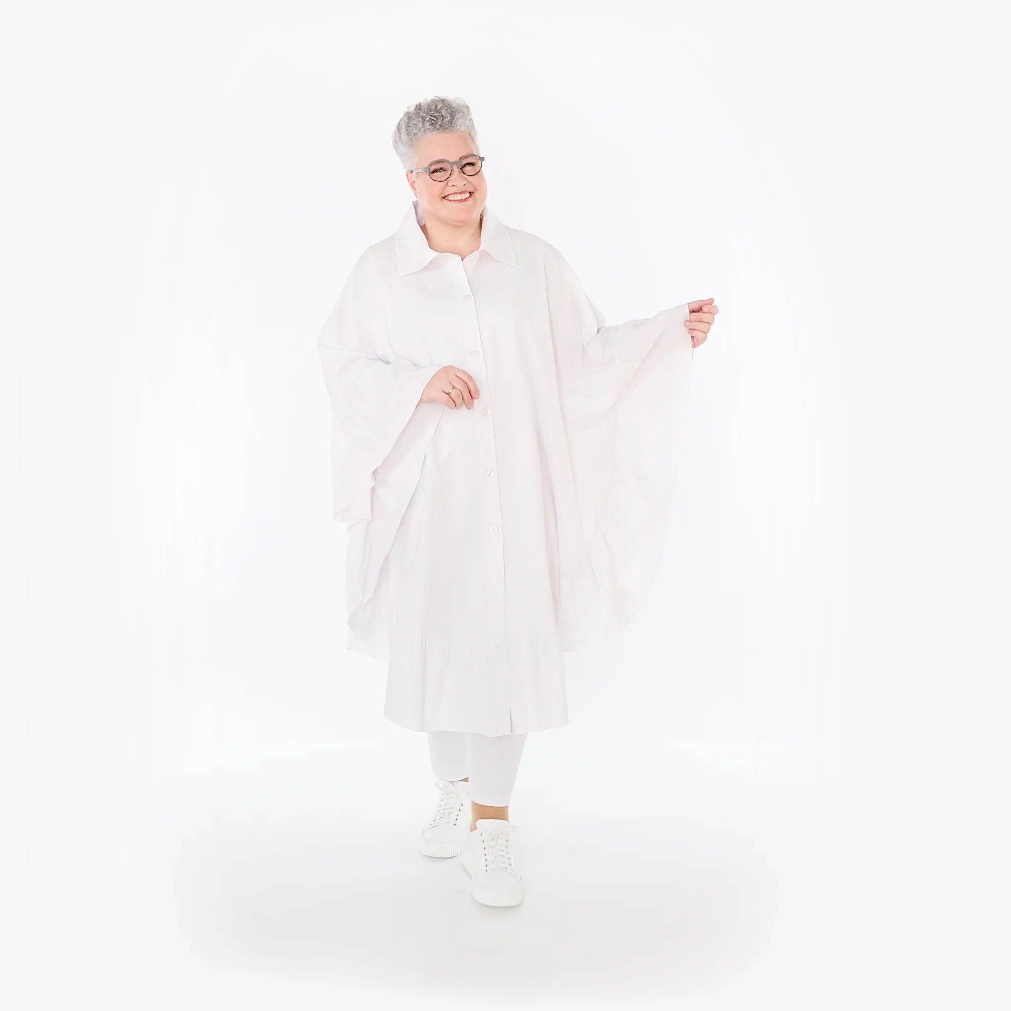 AKH Fashion Bluse in gerundeter Form, aus Baumwolle, 1482.07085, Weiß, Ausgefallen, Schick