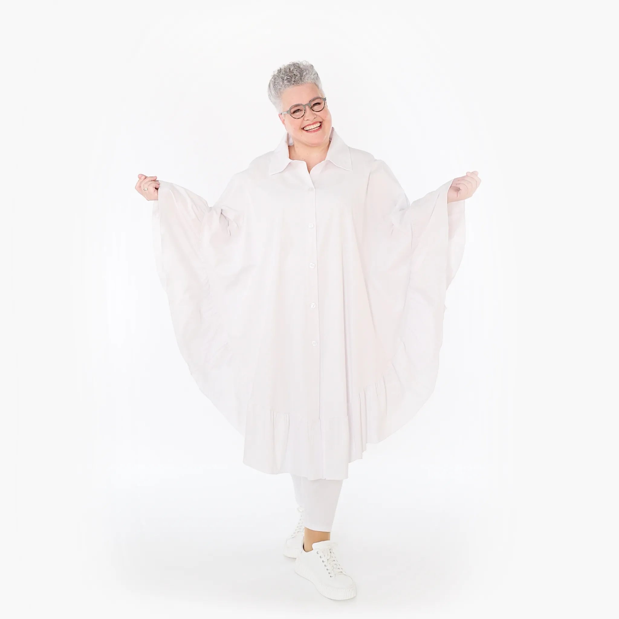 AKH Fashion Bluse in gerundeter Form, aus Baumwolle, 1482.07085, Weiß, Ausgefallen, Schick
