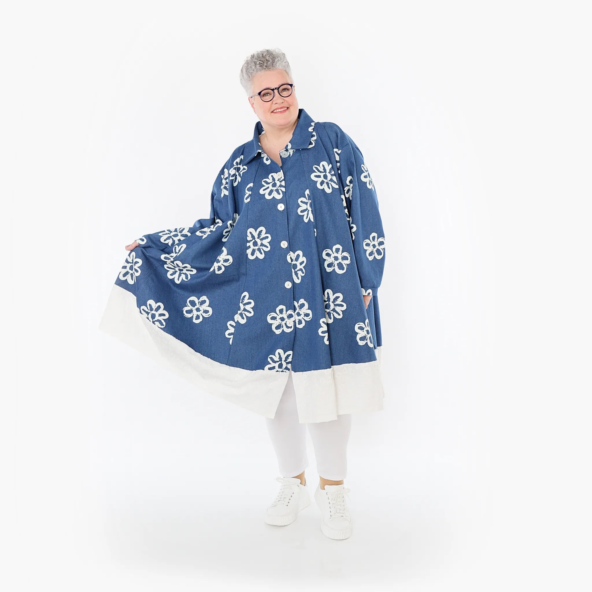A-Form Bluse von AKH Fashion aus Baumwolle, 1485.07061, Jeansblau/Weiß, Blumen, Schick