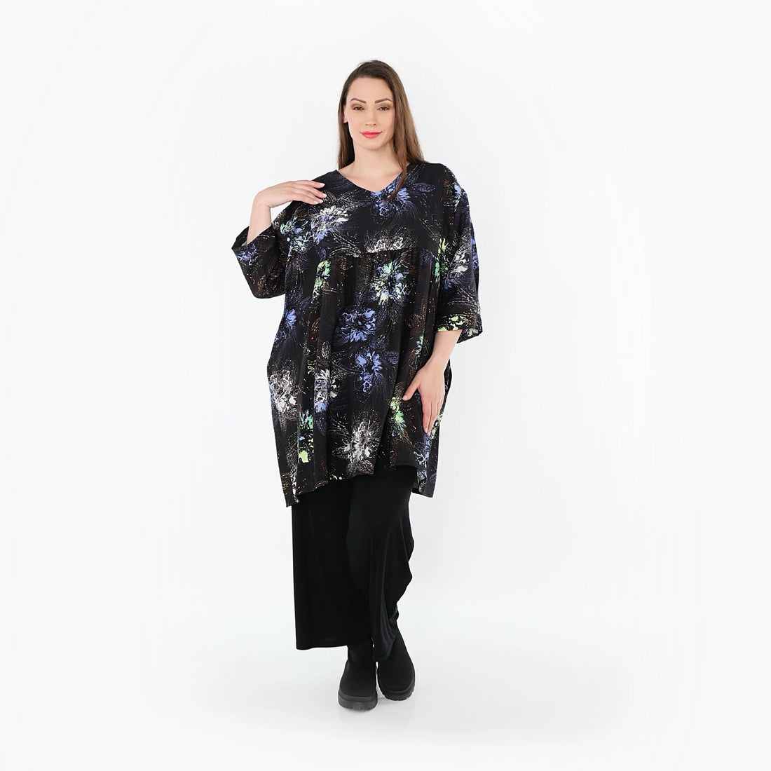  A-Form Bigshirt von AKH Fashion aus Viskose, 1491.07091, Schwarz/Blau/Multi, Blumen, Schick