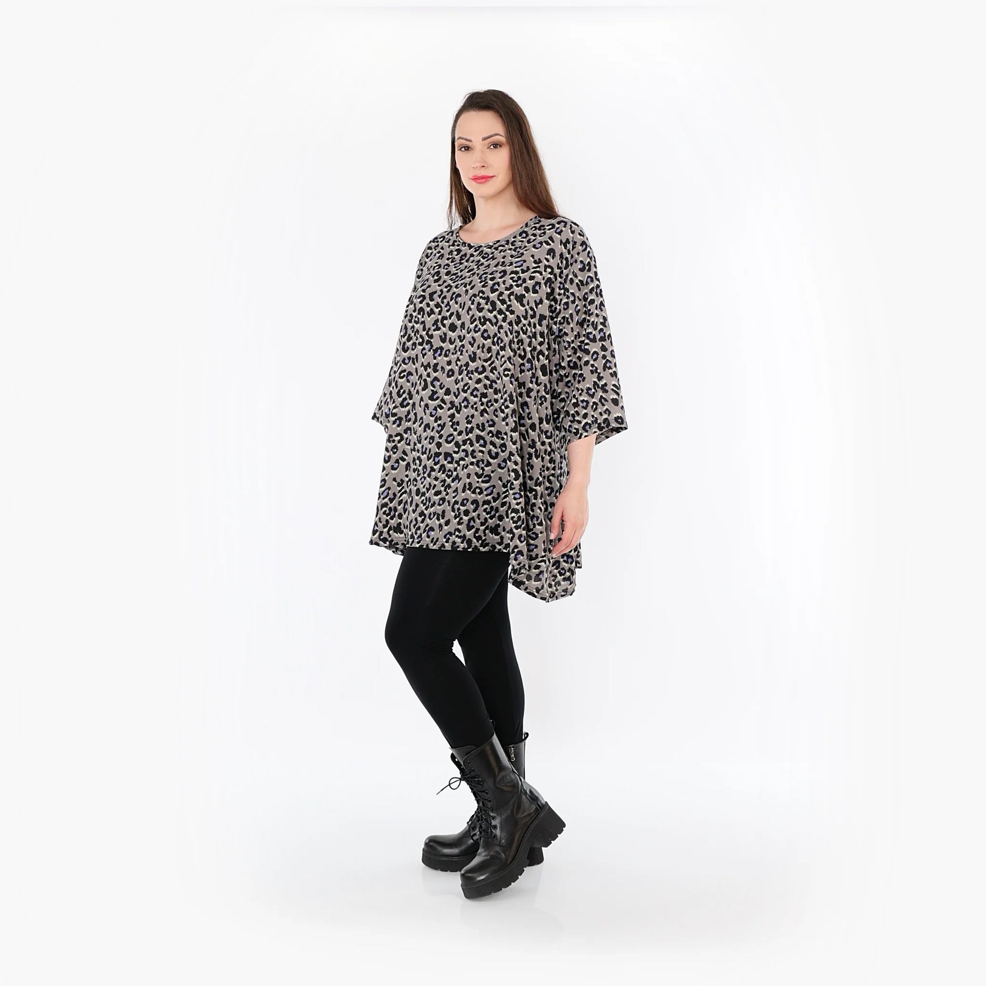  A-Form Bigshirt von AKH Fashion aus Materialmix, 1496.00593, Grau/Schwarz/Blau, Leopard
