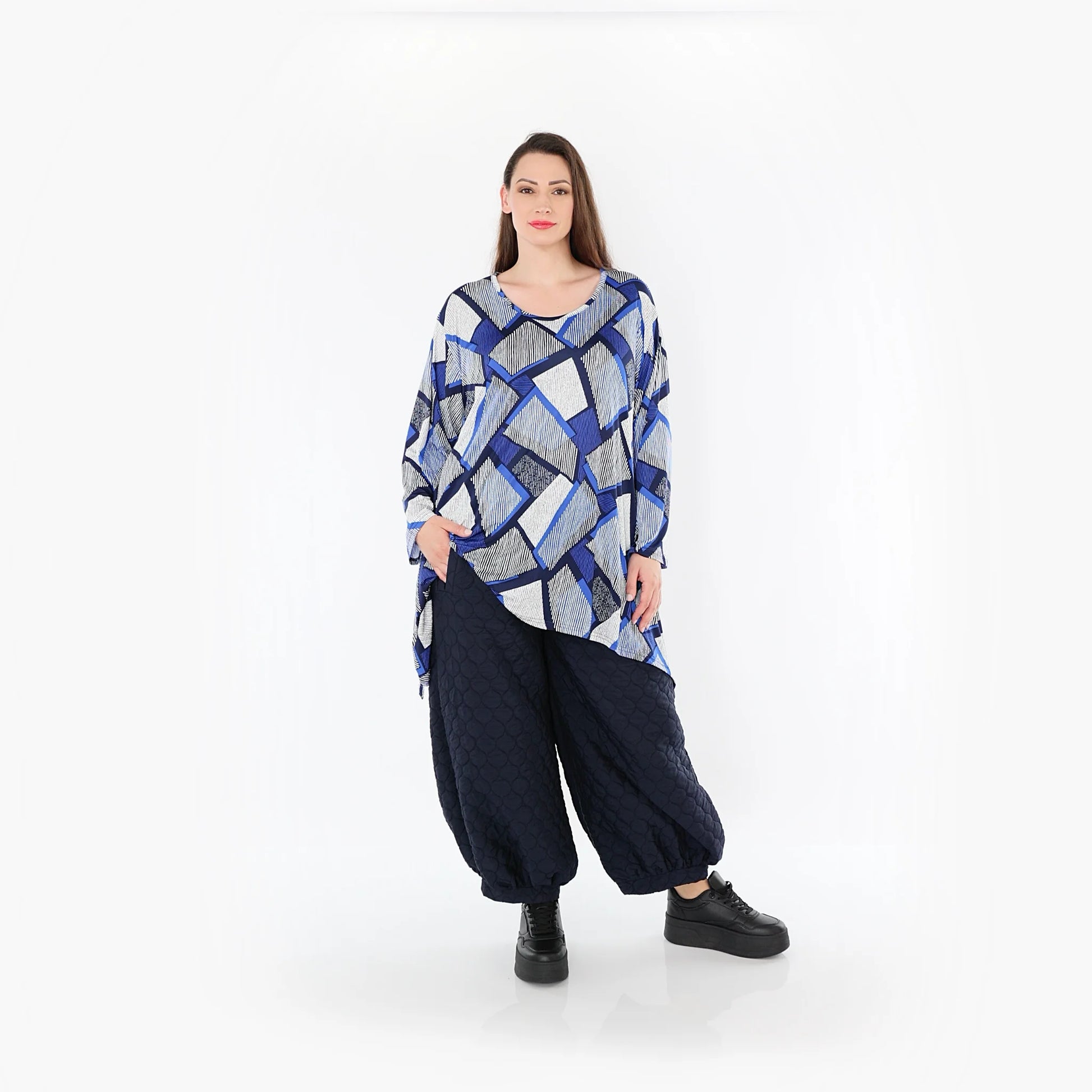  A-Form Bigshirt von AKH Fashion aus Materialmix, 1511.01019, Blau/Weiß/Marine, Abstrakt