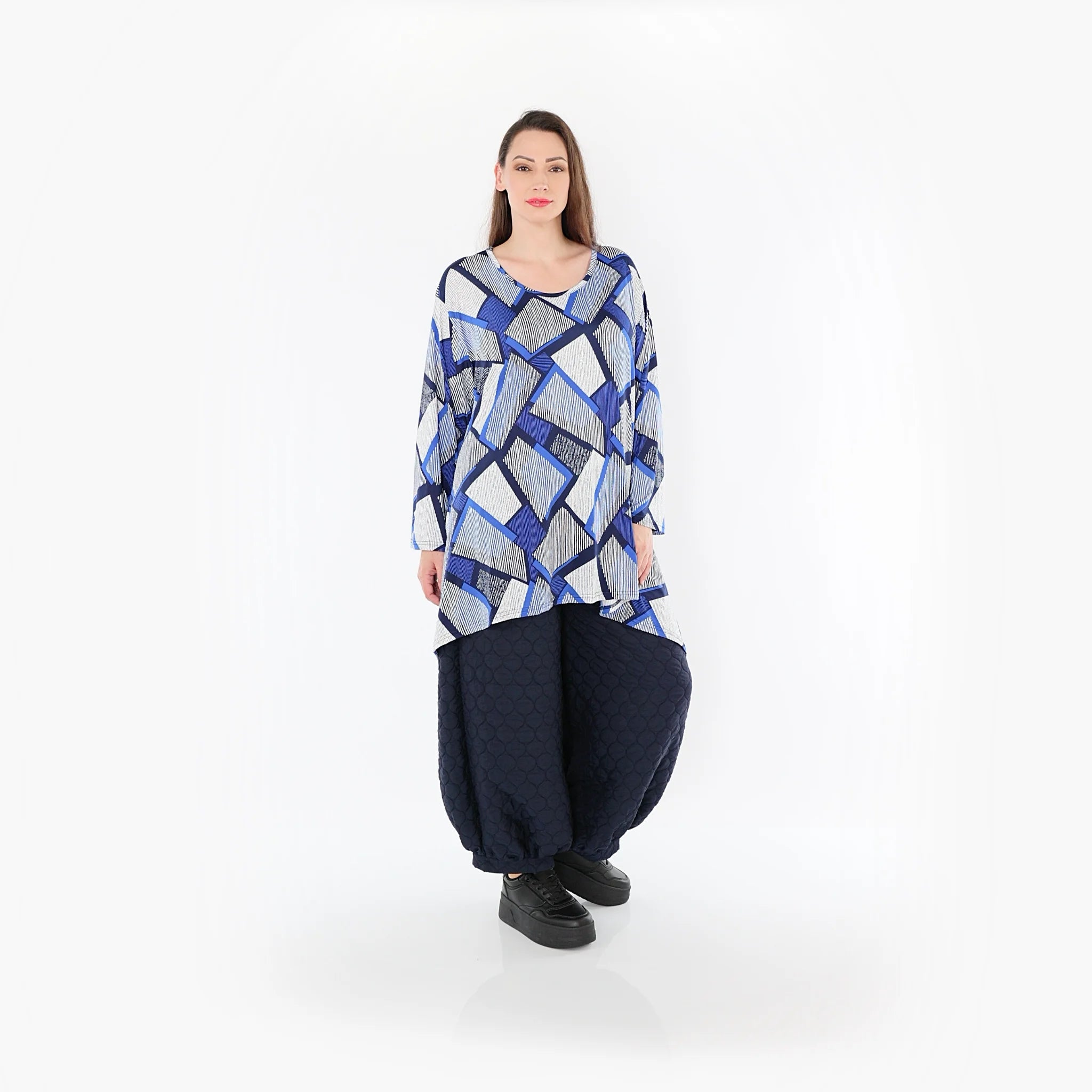  A-Form Bigshirt von AKH Fashion aus Materialmix, 1511.01019, Blau/Weiß/Marine, Abstrakt