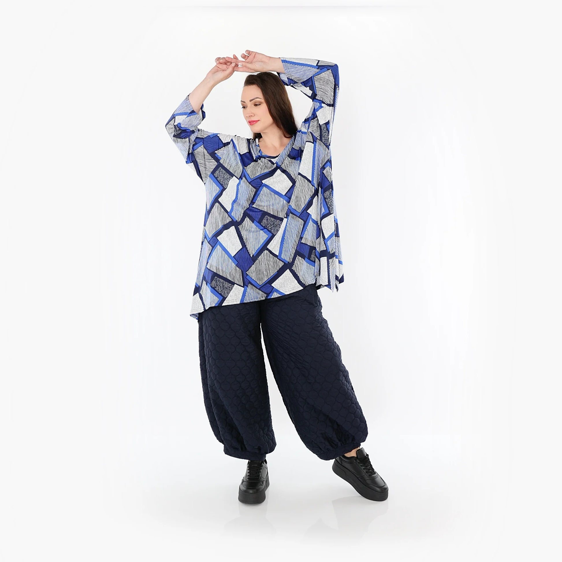  A-Form Bigshirt von AKH Fashion aus Materialmix, 1511.01019, Blau/Weiß/Marine, Abstrakt