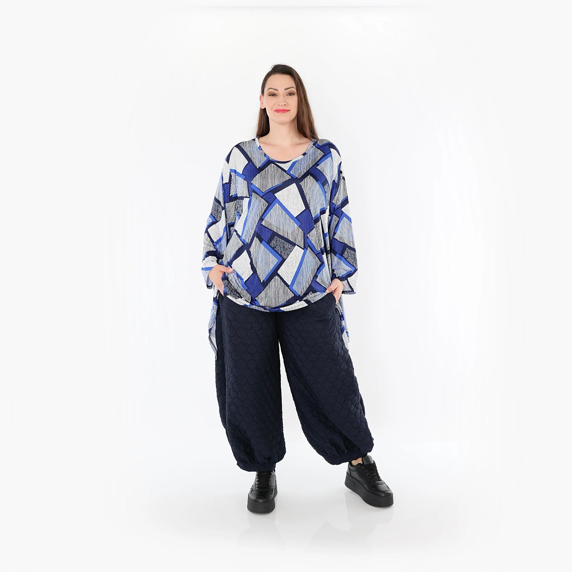  A-Form Bigshirt von AKH Fashion aus Materialmix, 1511.01019, Blau/Weiß/Marine, Abstrakt