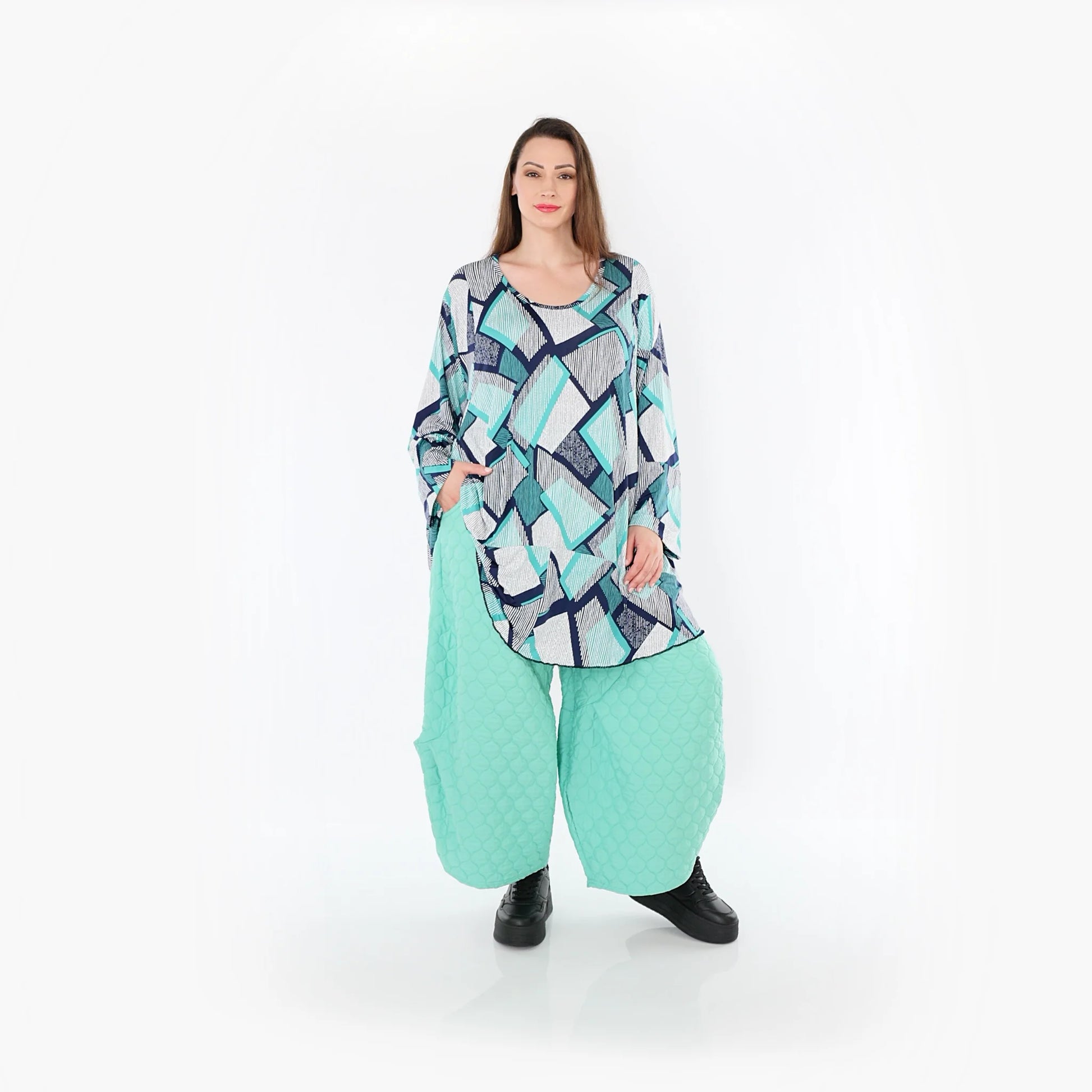  AKH Fashion Bigshirt in Glocken-Form, aus Materialmix, 1511.00592, Grün/Weiß/Marine, Schick
