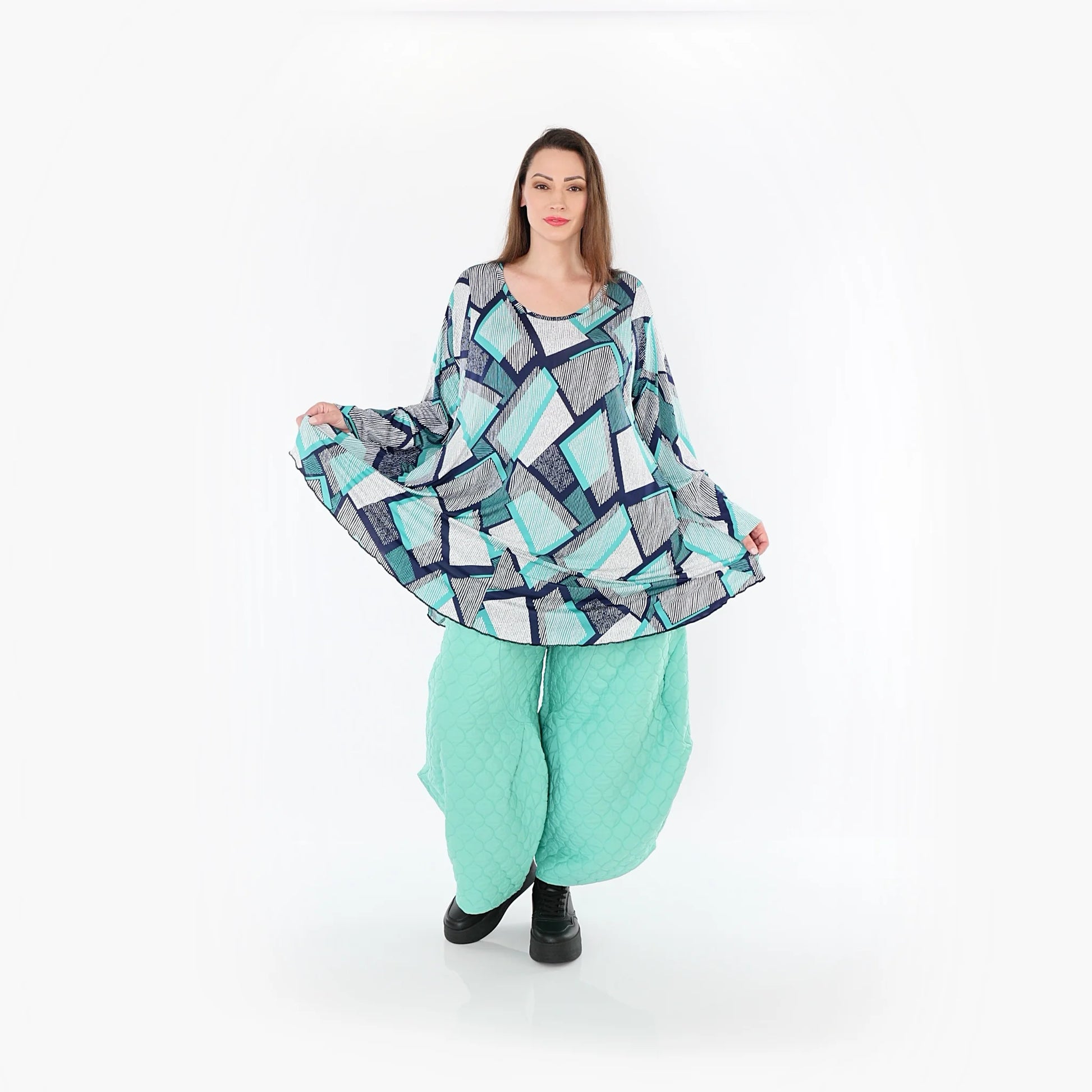  AKH Fashion Bigshirt in Glocken-Form, aus Materialmix, 1511.00592, Grün/Weiß/Marine, Schick