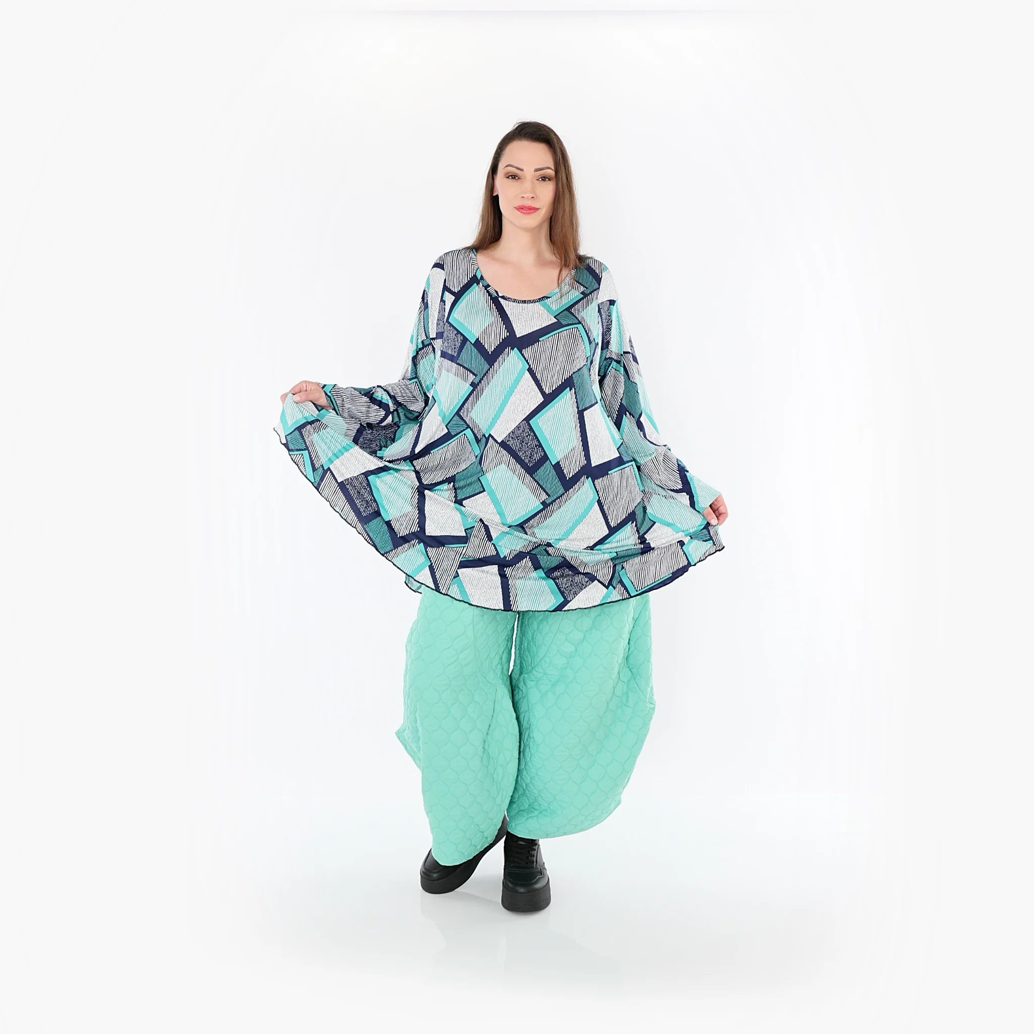  AKH Fashion Bigshirt in Glocken-Form, aus Materialmix, 1511.00592, Grün/Weiß/Marine, Schick