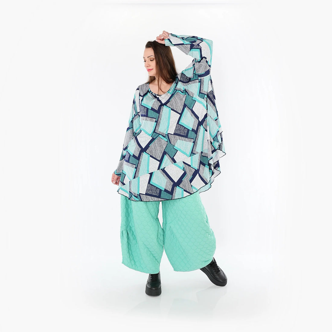  AKH Fashion Bigshirt in Glocken-Form, aus Materialmix, 1511.00592, Grün/Weiß/Marine, Schick