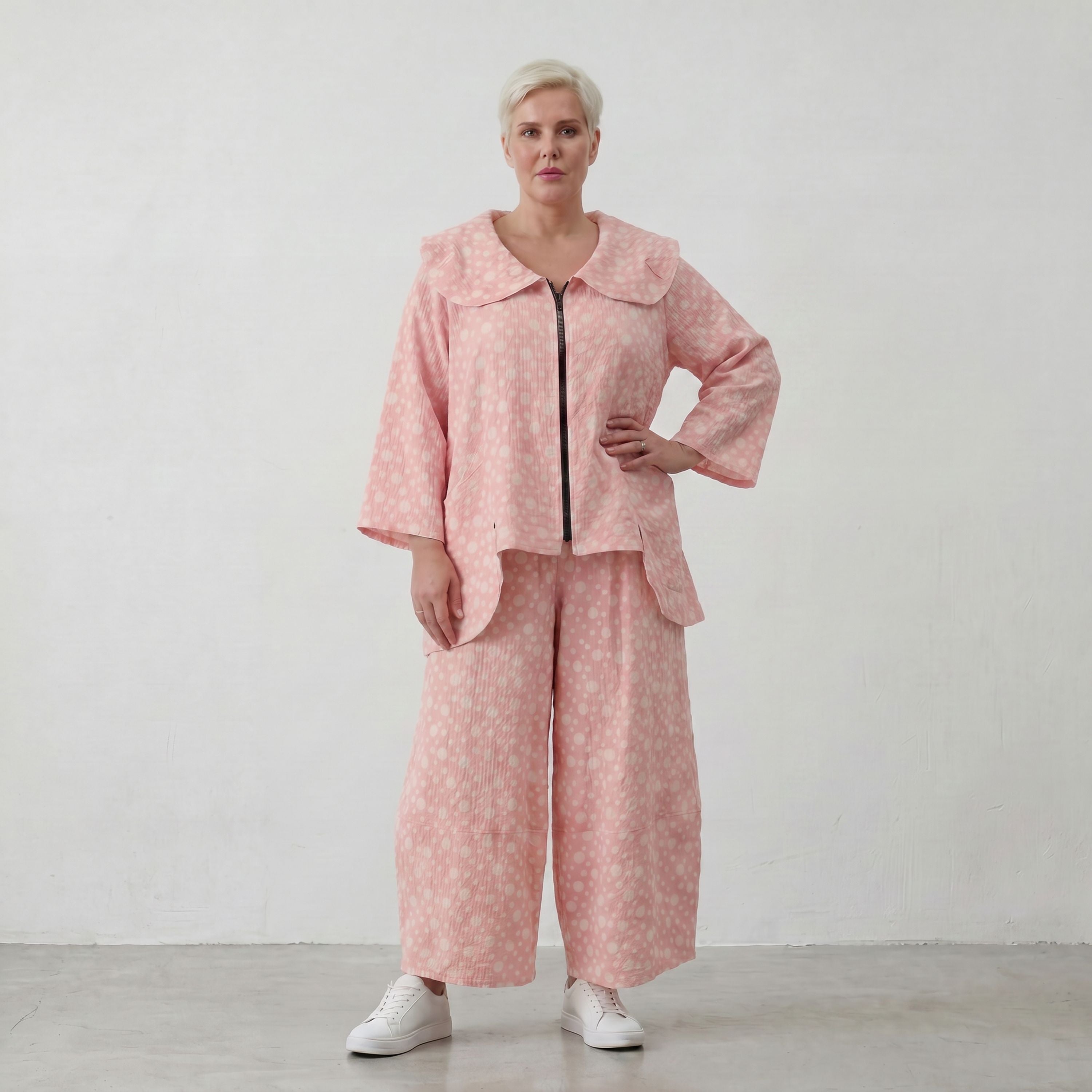 Zeitlose Oversize Marlenehose in Rosa/Ecru aus Baumwolle sehr luftig leger Lagenlook Stil