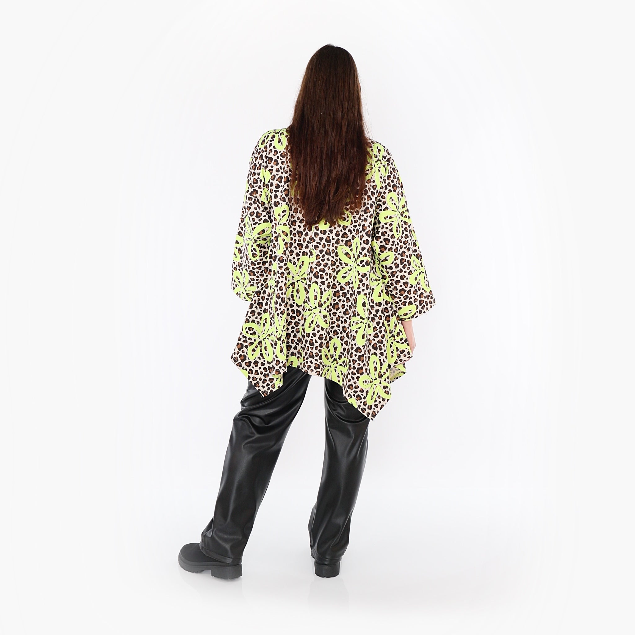  A-Form Bigshirt von AKH Fashion aus Baumwolle, 1514.07123, Beige/Braun/Neongrün, Leopard