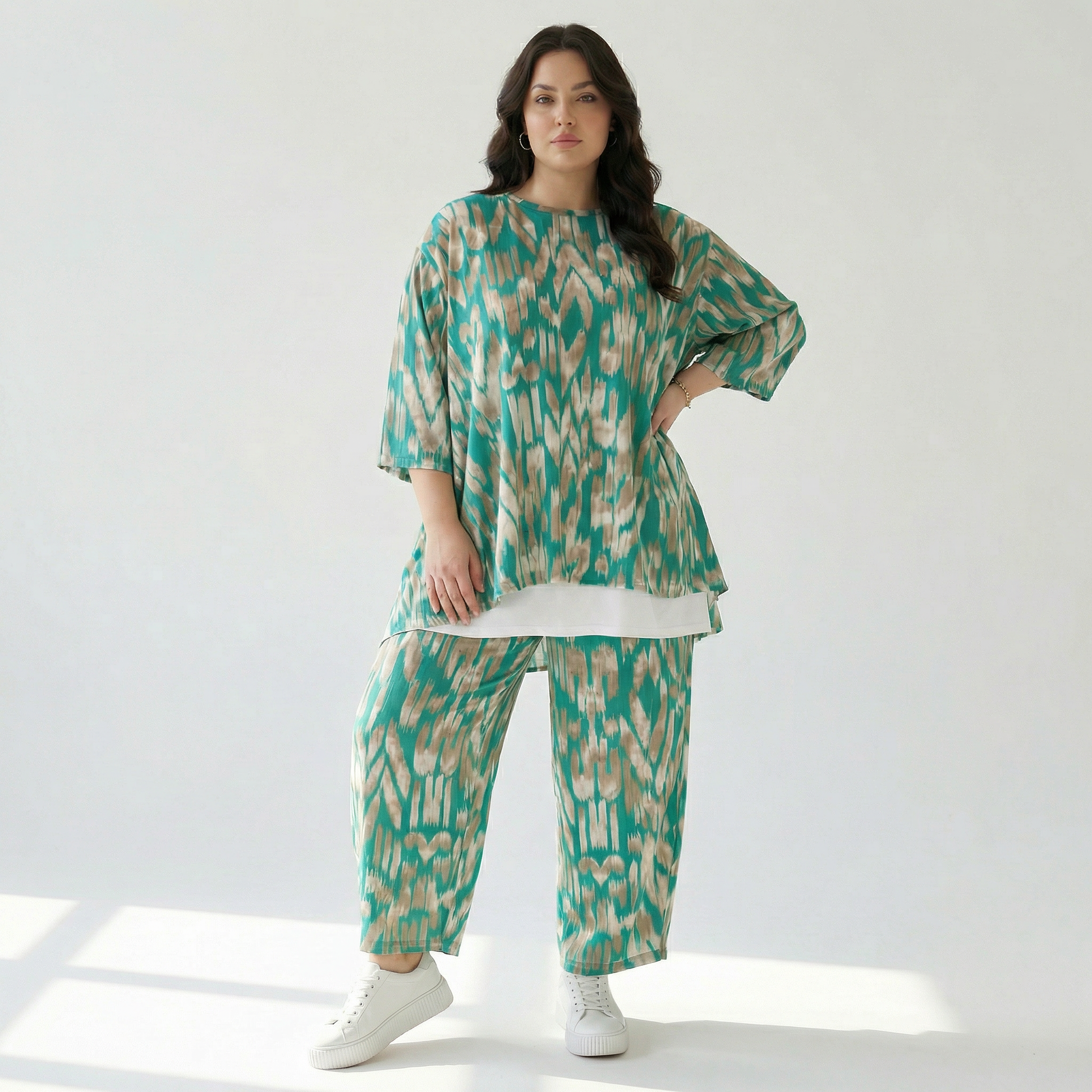  A-Form Bigshirt von AKH Fashion aus Viskose, 1296.00593, Mint-Beige, Grafik, Schick, Modern