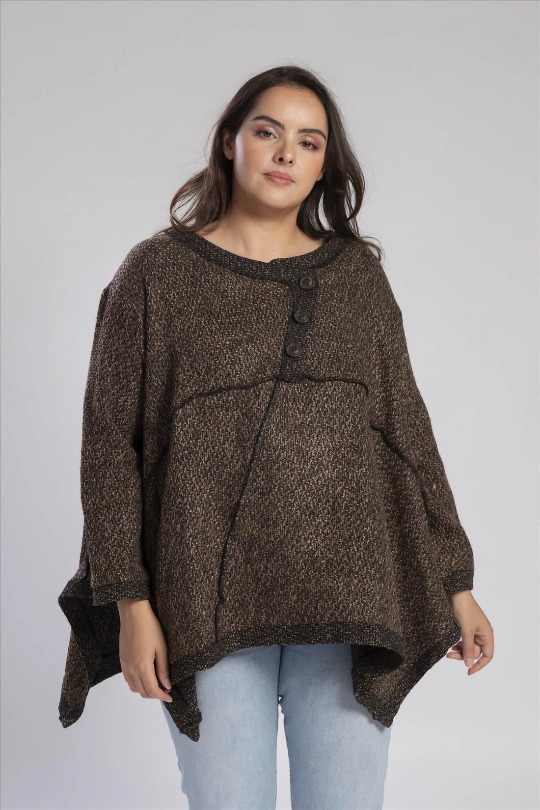  Stylisches A-Form Shirt in elegantem Choco für Komfort und trendigen Look im Oversize-Stil