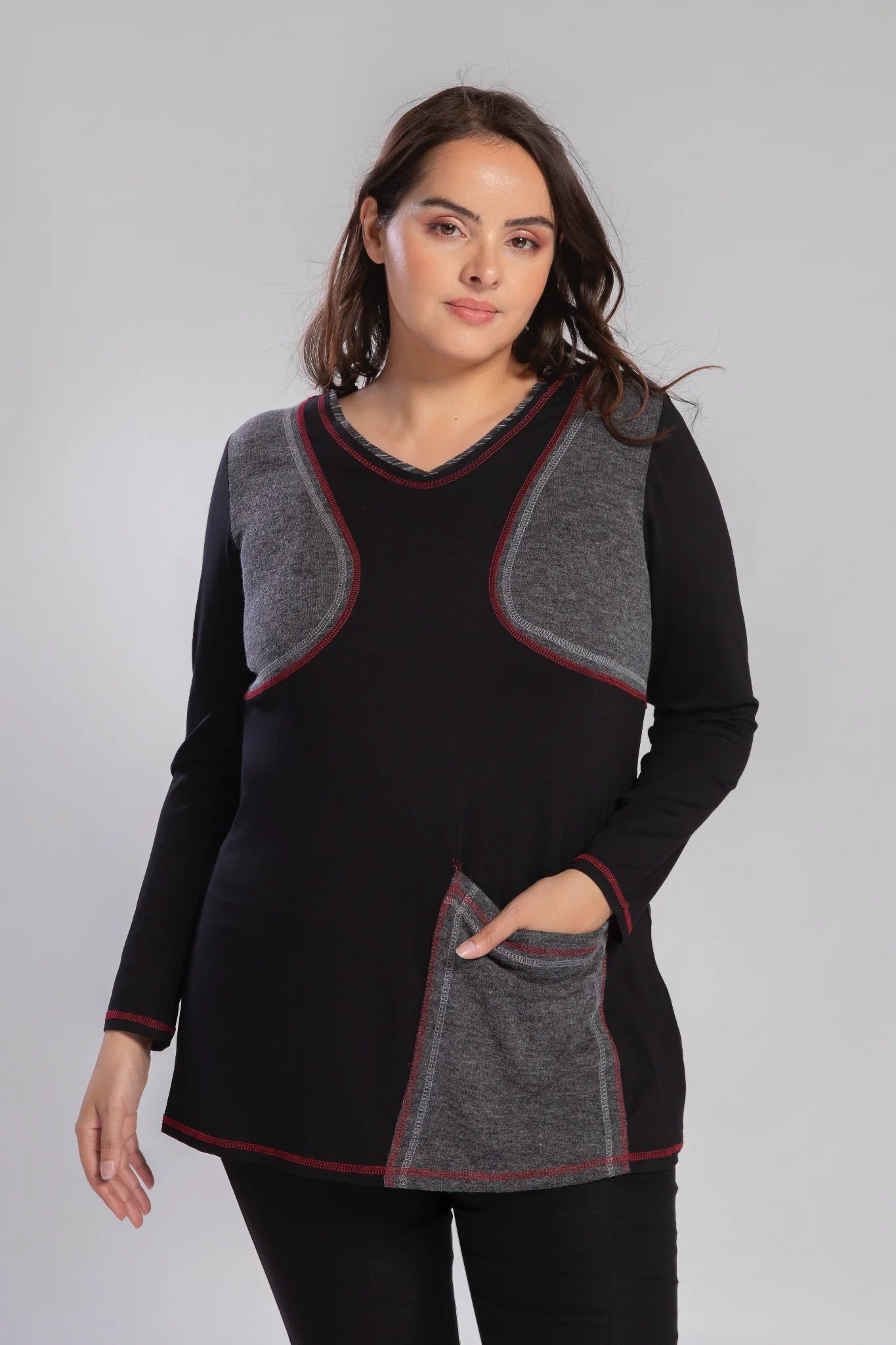  Pomme Rouge Shirt in gerader Form, aus Viskose, A737, Schwarz-Grau-Rot, Schick, Modern