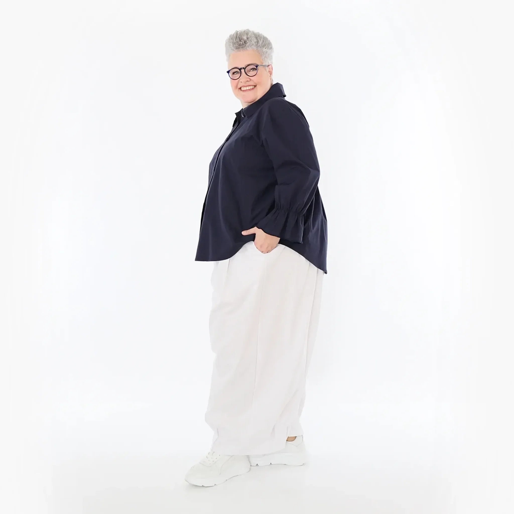  AKH Fashion Bluse in gerundeter Form, aus Baumwolle, 1482.07062, Marine, Ausgefallen