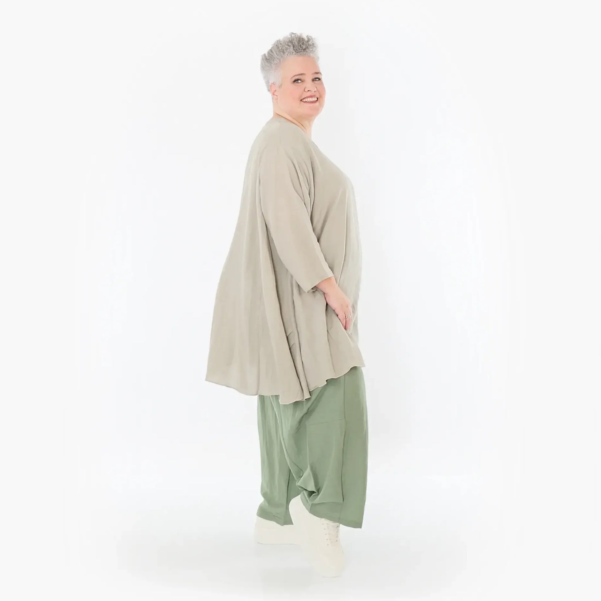  AKH Fashion Hose in gerader Form, aus Viskose, 1490.06710, Khaki, Ausgefallen, Zeitlos