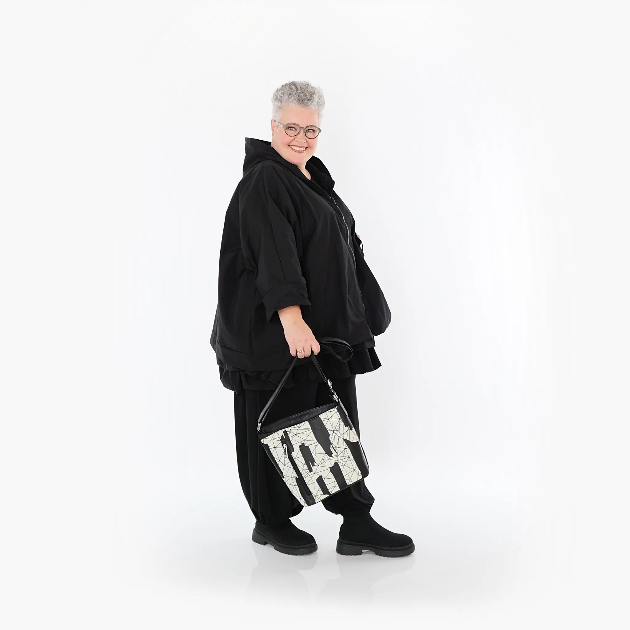  AKH Fashion Jacke in kastiger Form, aus Baumwolle, 1493.07076, Schwarz, Ausgefallen