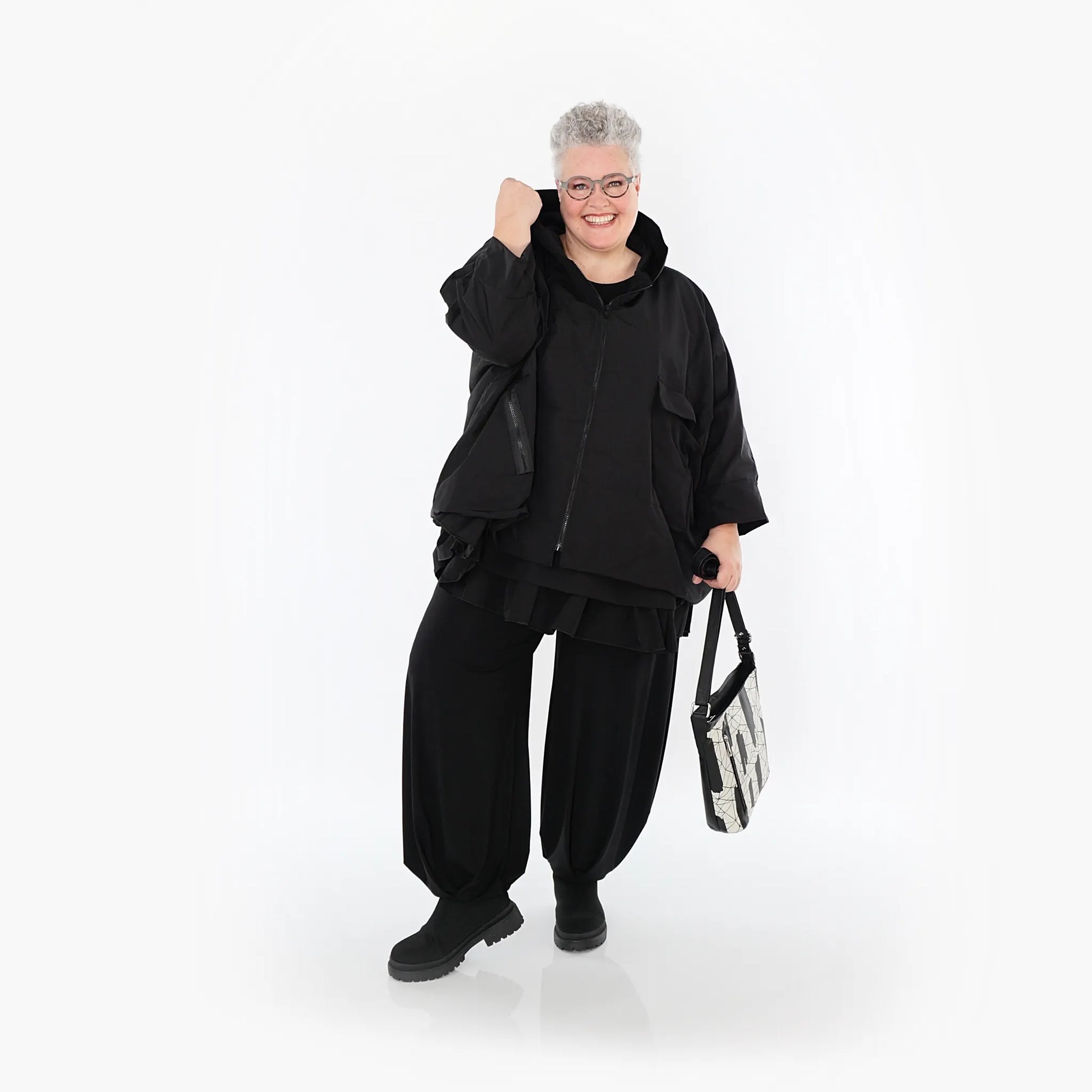  AKH Fashion Jacke in kastiger Form, aus Baumwolle, 1493.07076, Schwarz, Ausgefallen