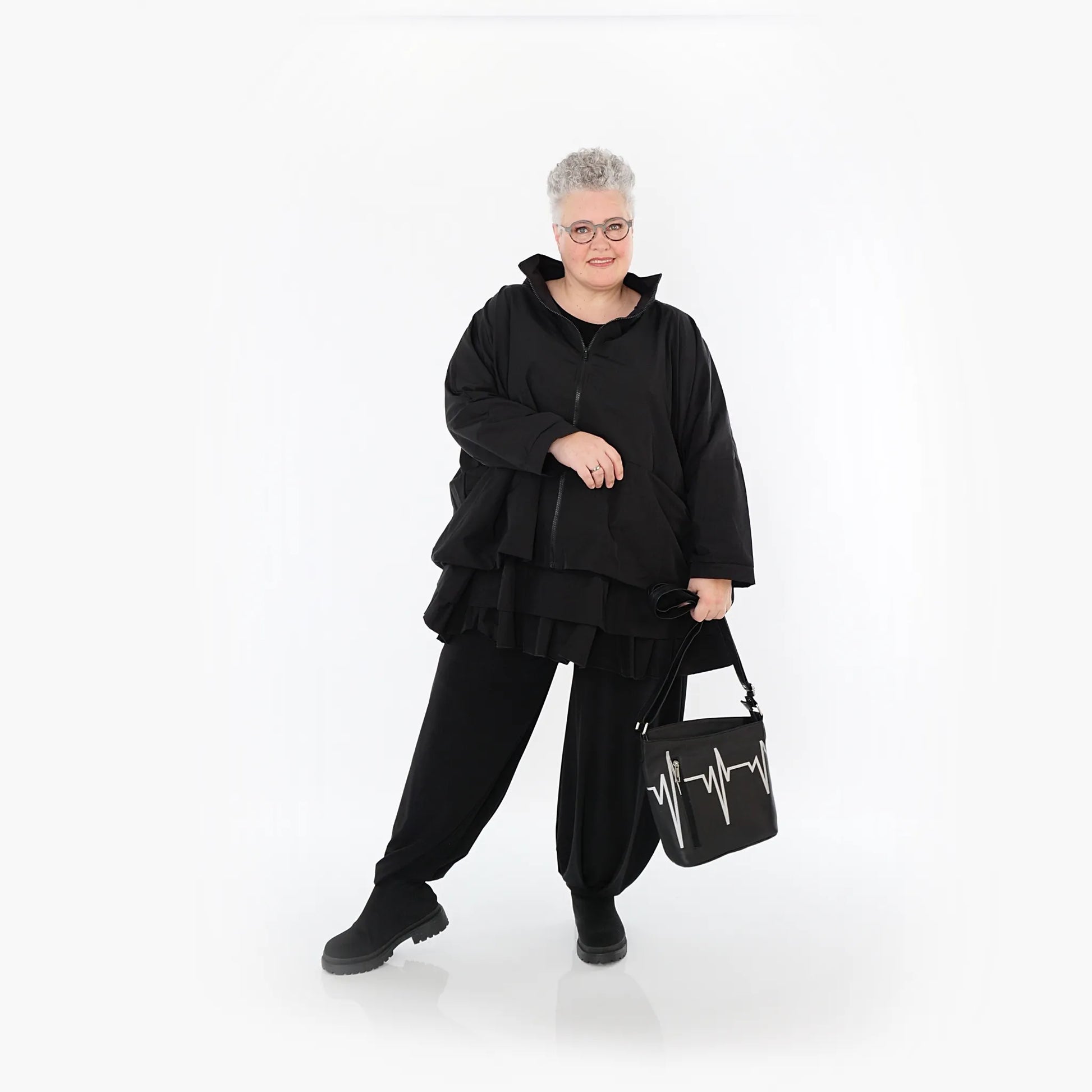  AKH Fashion Jacke in kastiger Form, aus Baumwolle, 1493.07104, Schwarz, Ausgefallen