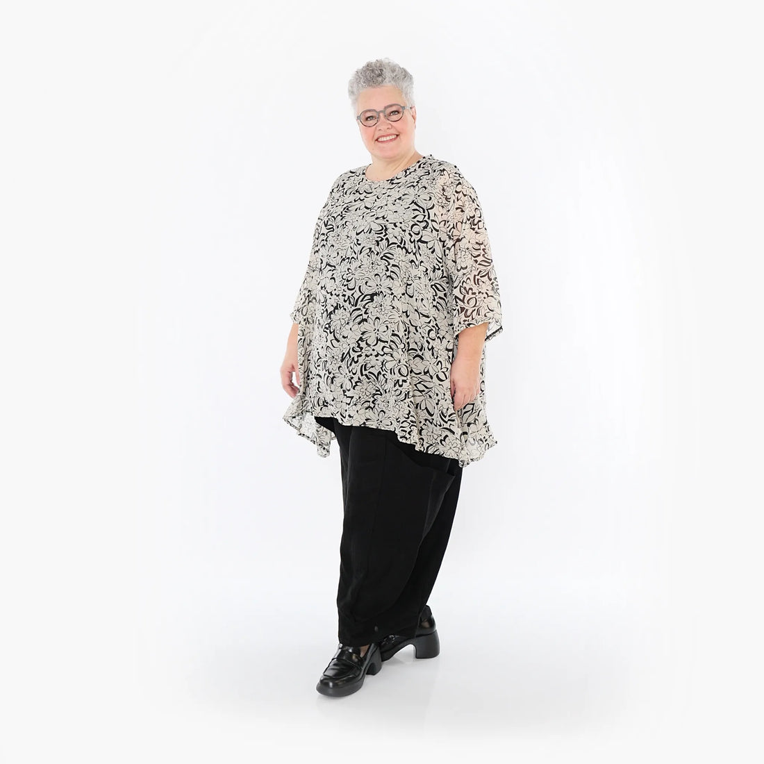  A-Form Bigshirt von AKH Fashion aus Viskose, 1494.00593, Ecru/Schwarz, Blumen, Ausgefallen