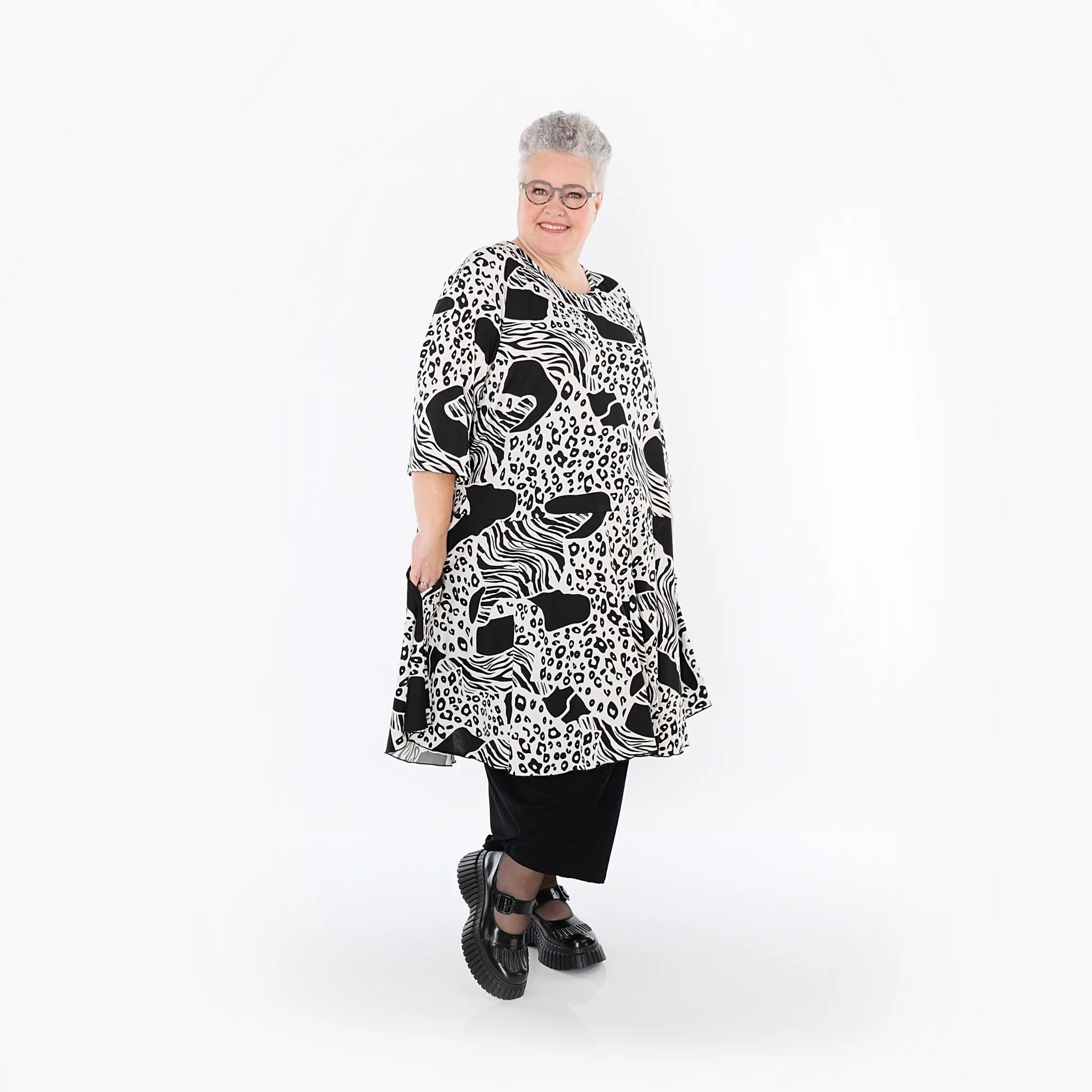 AKH Fashion Bigshirt in Glocken-Form, aus Materialmix, 1499.06563, Schwarz/Weiß, Animal
