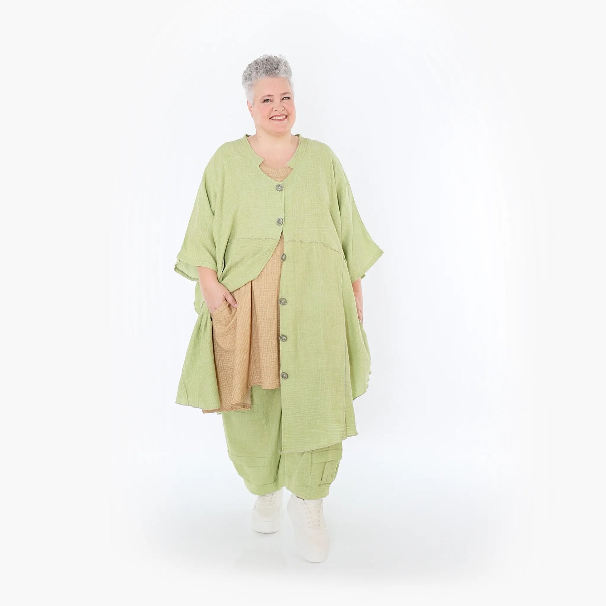  AKH Fashion Jacke in gerundeter Form, aus Baumwolle, 1501.07107, Apfelgrün, Ausgefallen
