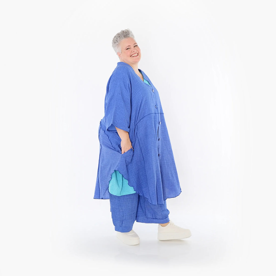  AKH Fashion Jacke in gerundeter Form, aus Baumwolle, 1501.07107, Blau, Ausgefallen, Schick